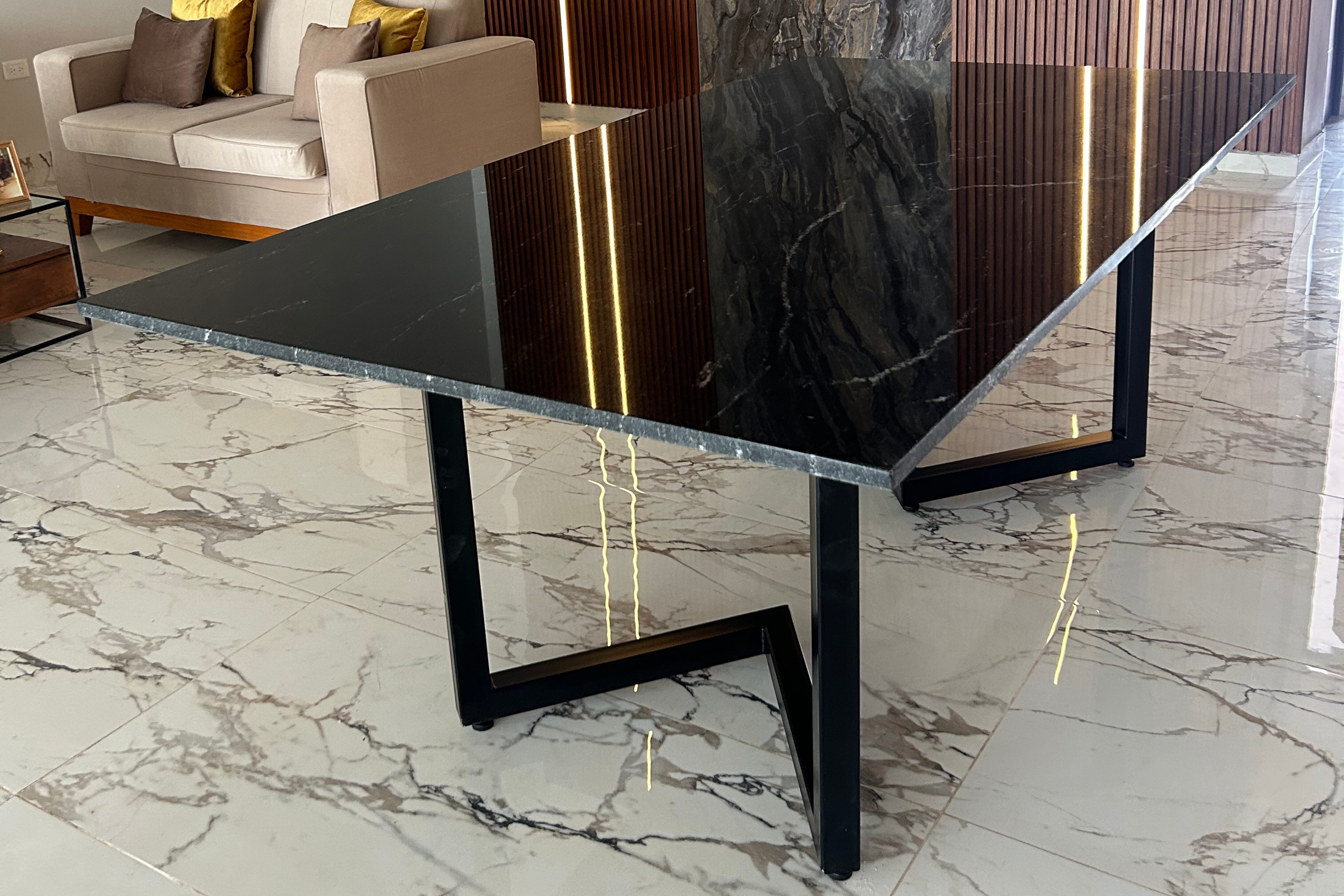 Comedor Rectangular 2 M x 1.10 M | Granito Vía Láctea Pulido y Brillado (Sólo Disponible en Mérida, Yucatán📍)