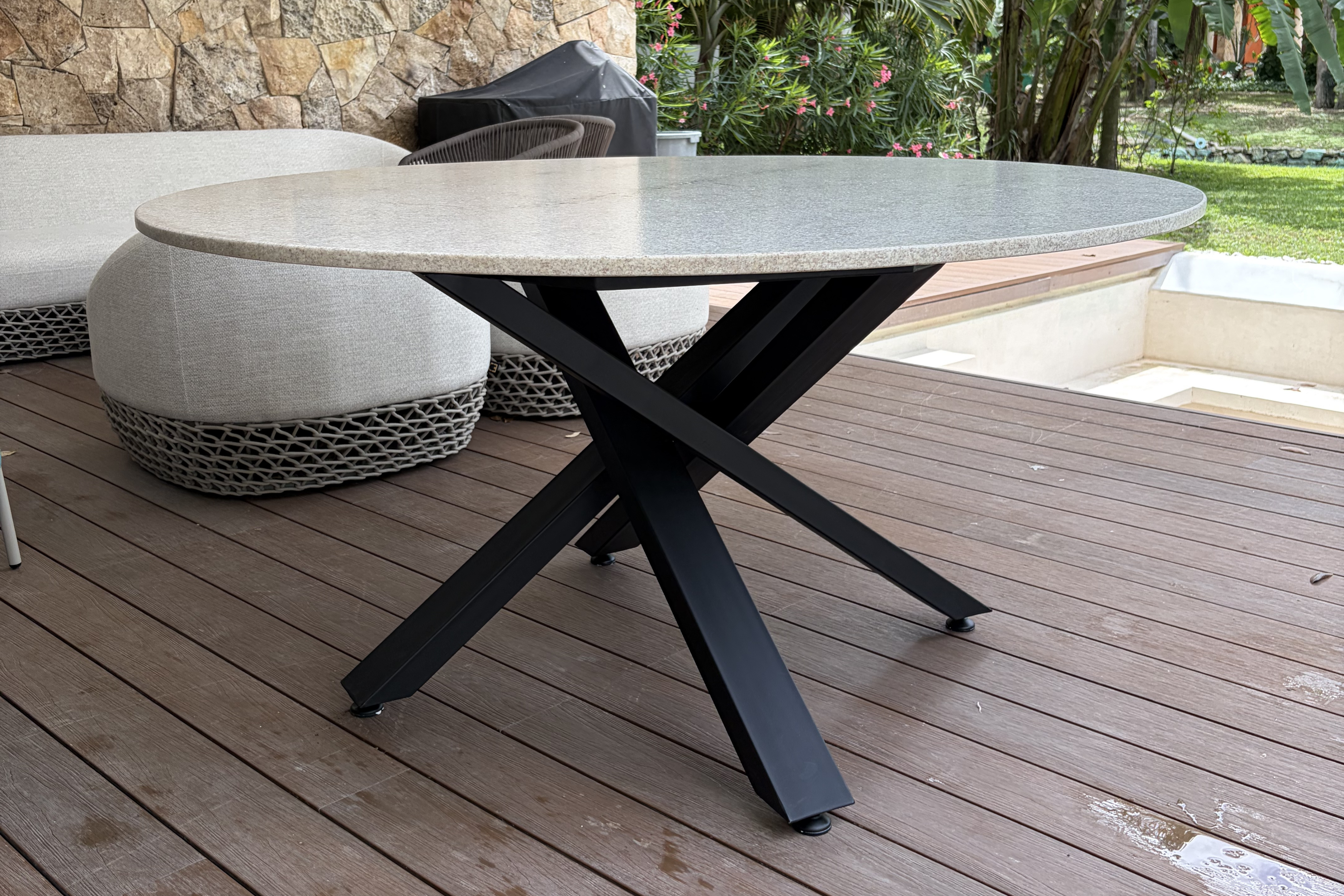 Comedor Circular 1.50 M de Diámetro | Granito Blanco Itaunas Leather (Sólo Disponible en Mérida, Yucatán📍)