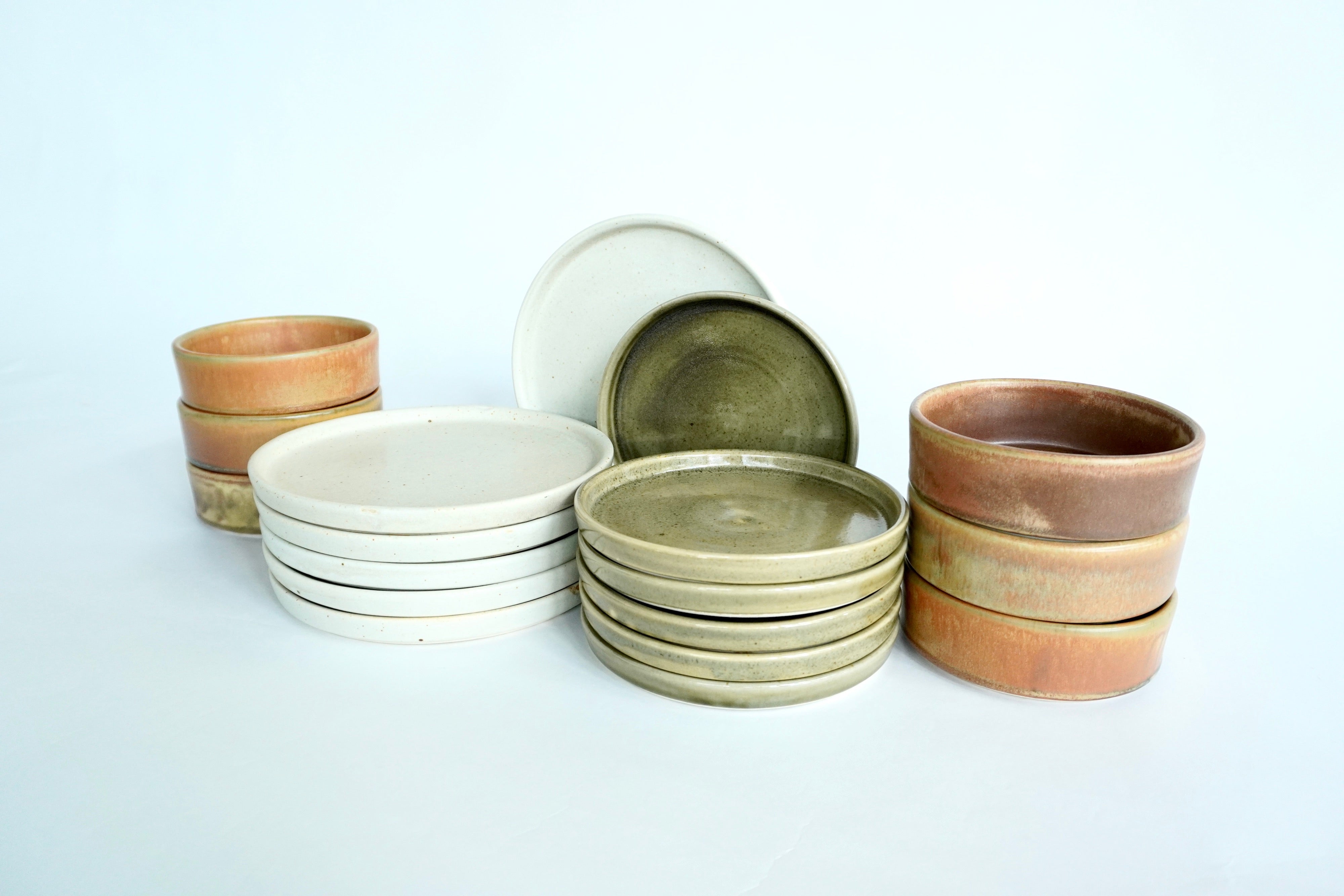 Arena blanca, Caoba liso & Terracota | Set de vajilla básica línea rústica para 6 personas