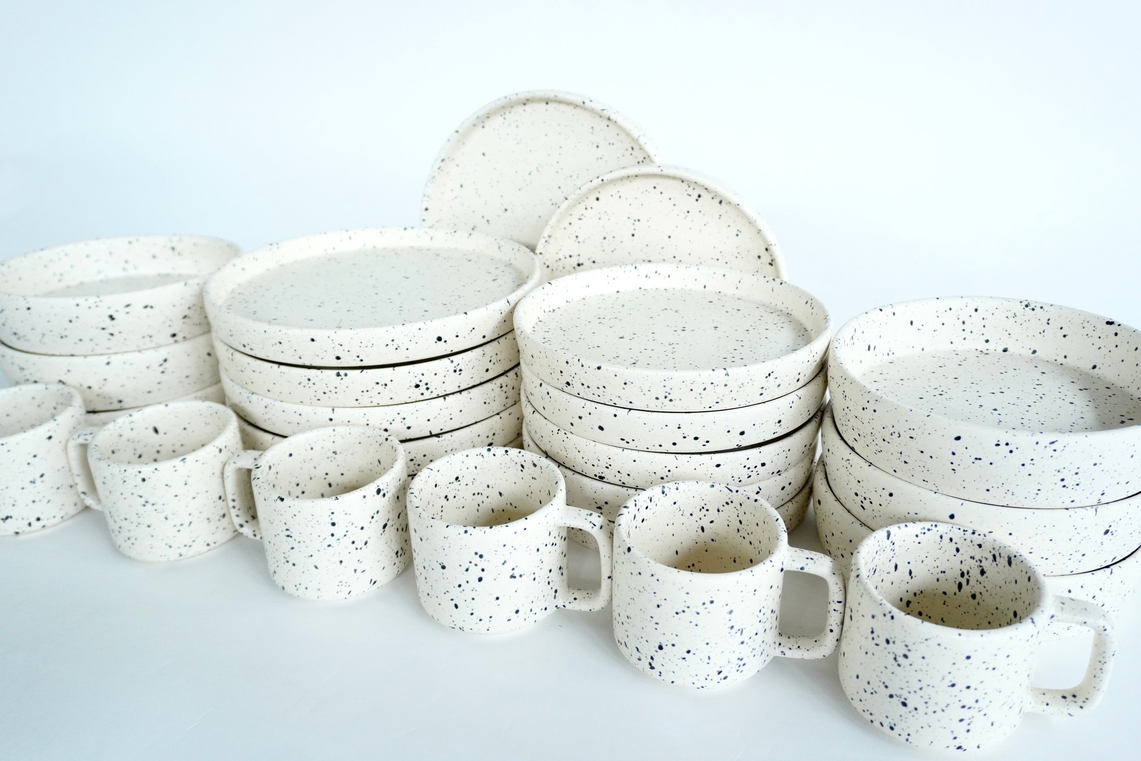 Tulum mate | Set de vajilla línea clásica para 6 personas (con platos trinche & bowls con pared)