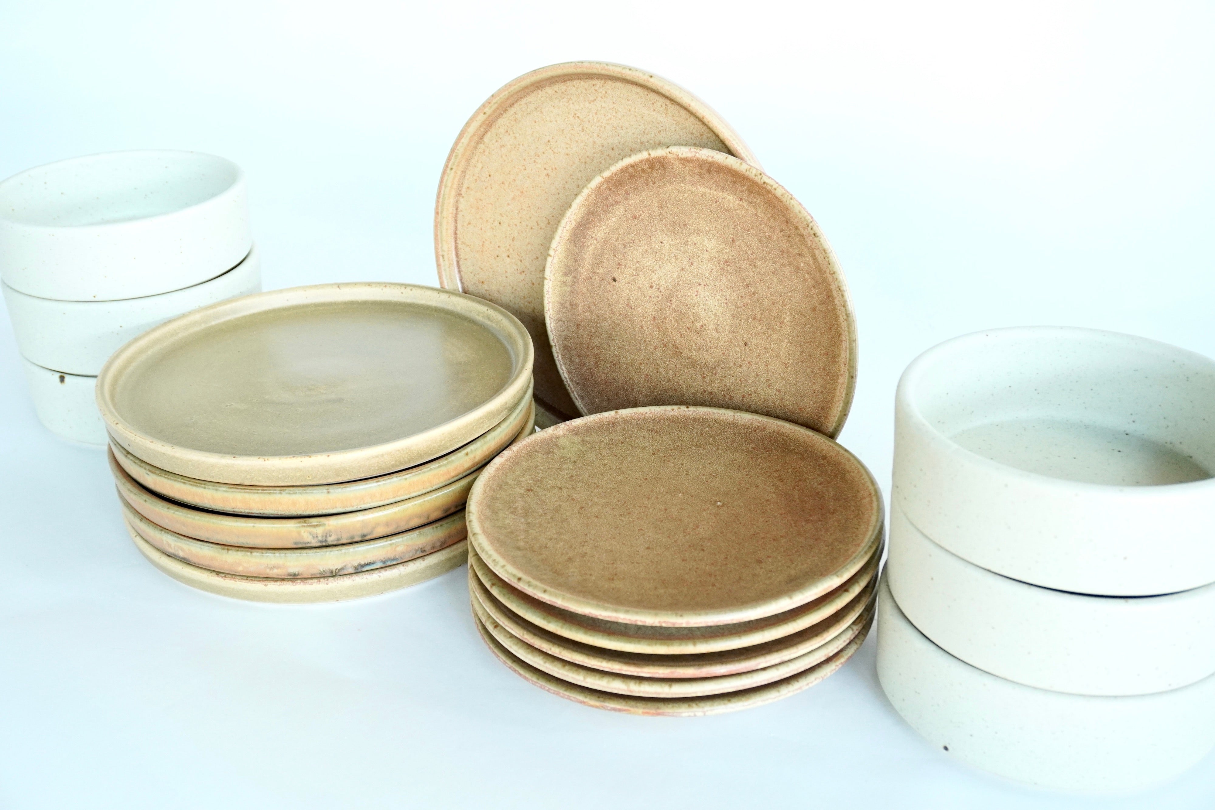 Mixta Terracota & Arena blanca | Set de vajilla básica línea rústica para 6 personas (con platos postre planos)