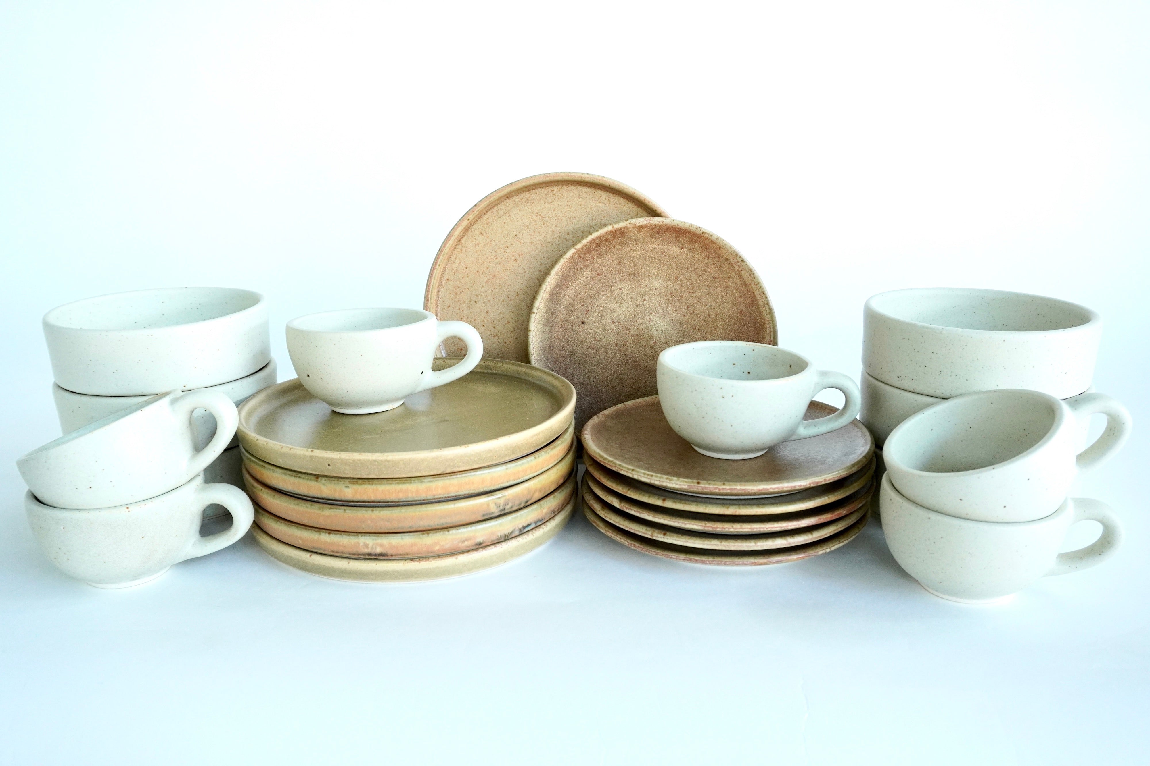 Mixta Terracota & Arena blanca | Set de vajilla línea rústica para 6 personas (con platos postre planos)