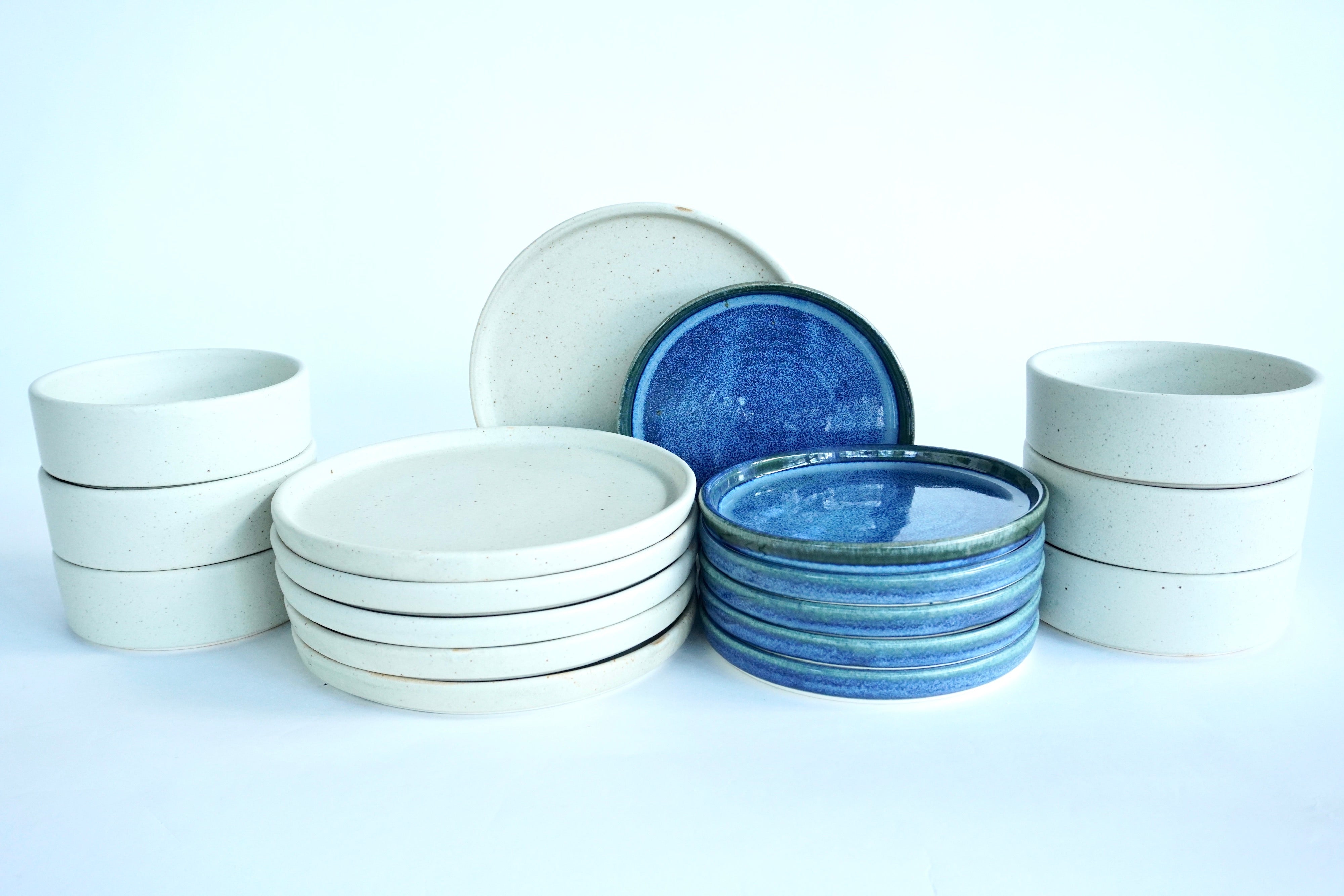 Mixta Arena blanca & Indigo | Set de vajilla básica línea rústica para 6 personas
