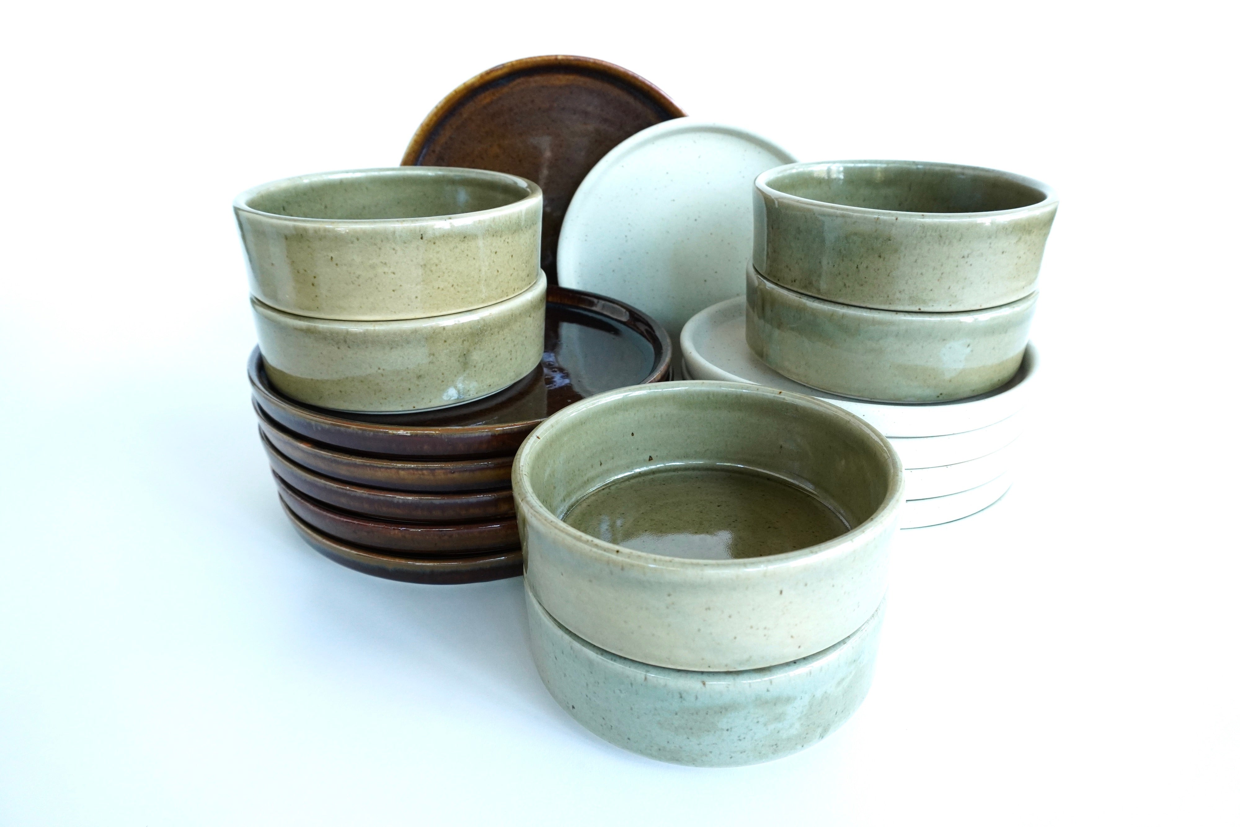 Caramelo, Arena blanca & Caoba liso | Set de vajilla básica línea rústica para 6 personas