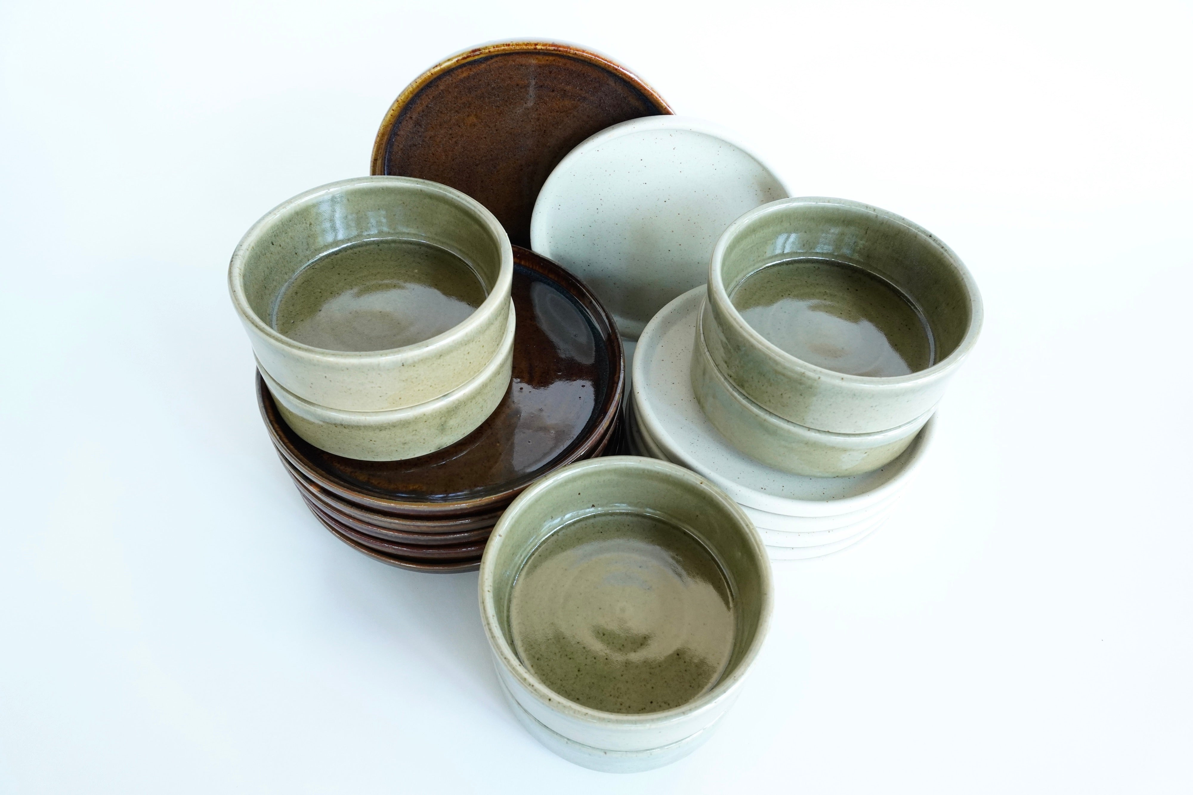 Caramelo, Arena blanca & Caoba liso | Set de vajilla básica línea rústica para 6 personas