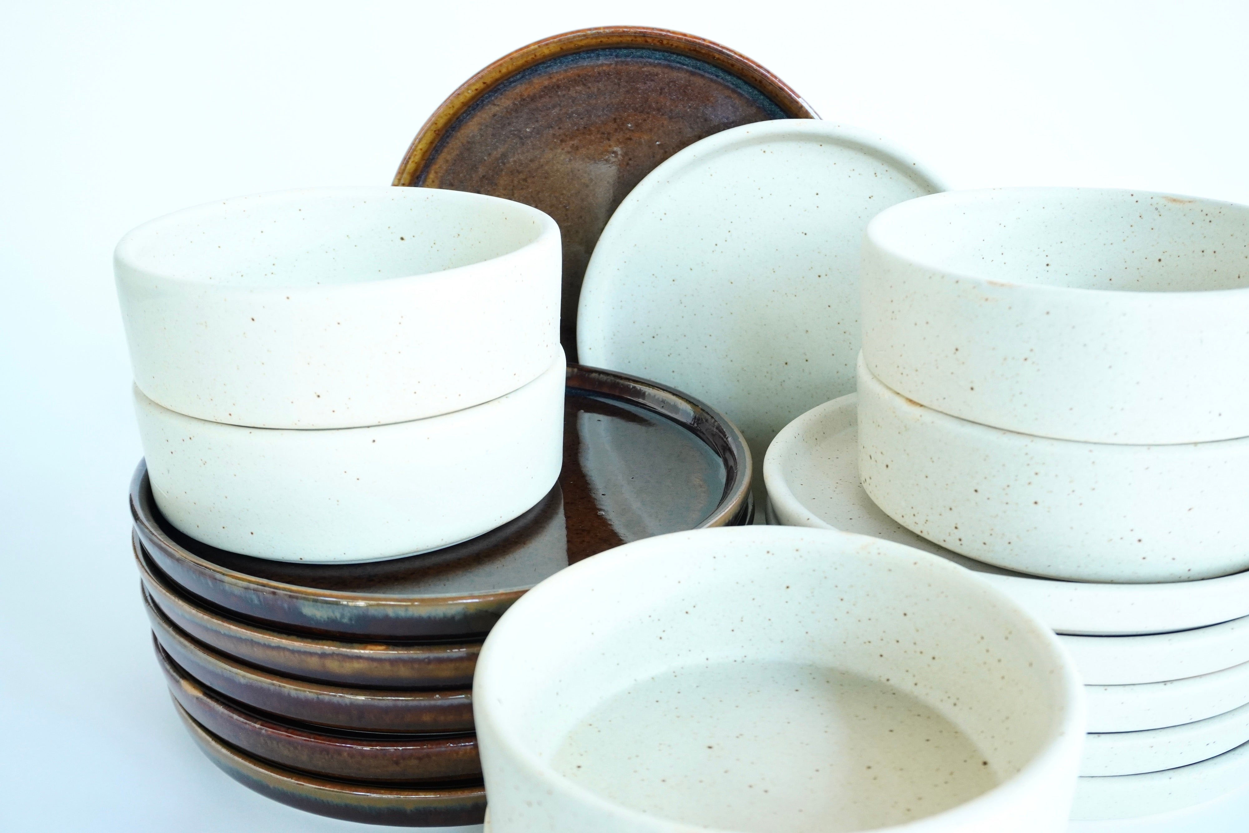 Caramelo & Arena blanca | Set de vajilla básica línea rústica para 6 personas