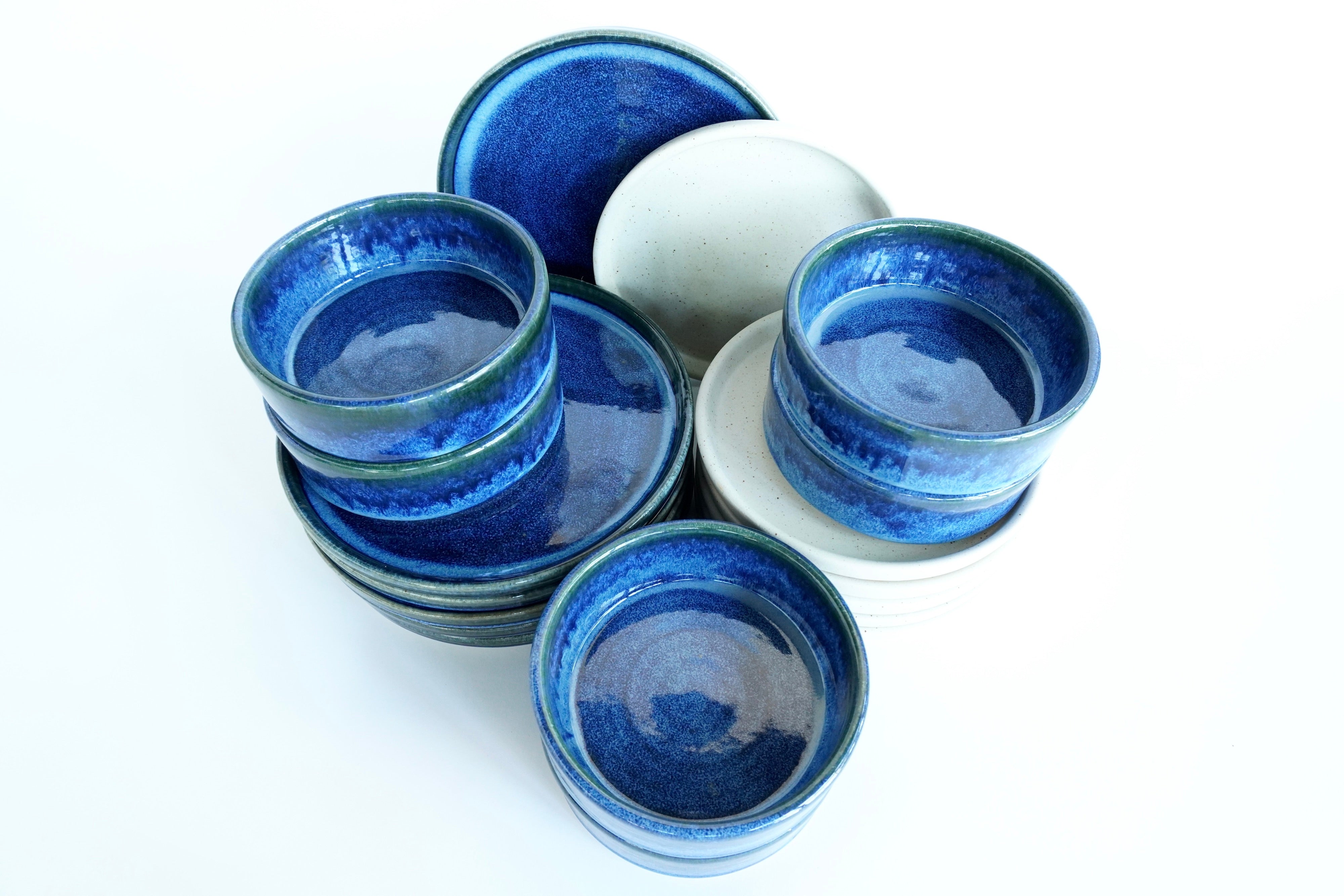 Indigo & Arena blanca | Set de vajilla básica línea rústica para 6 personas