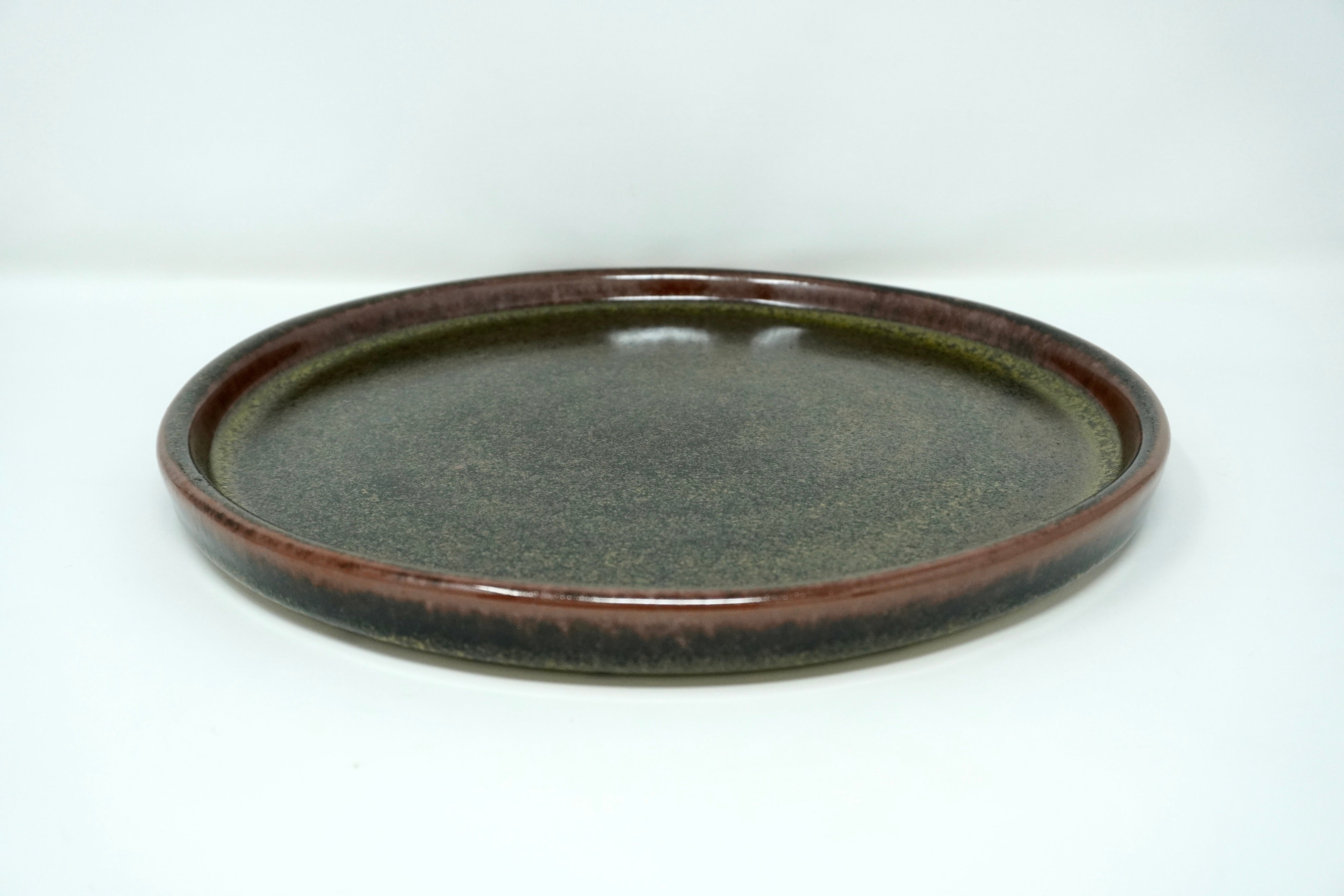 Verde roble | Plato trinche con pared Ø 26 cm línea rústica