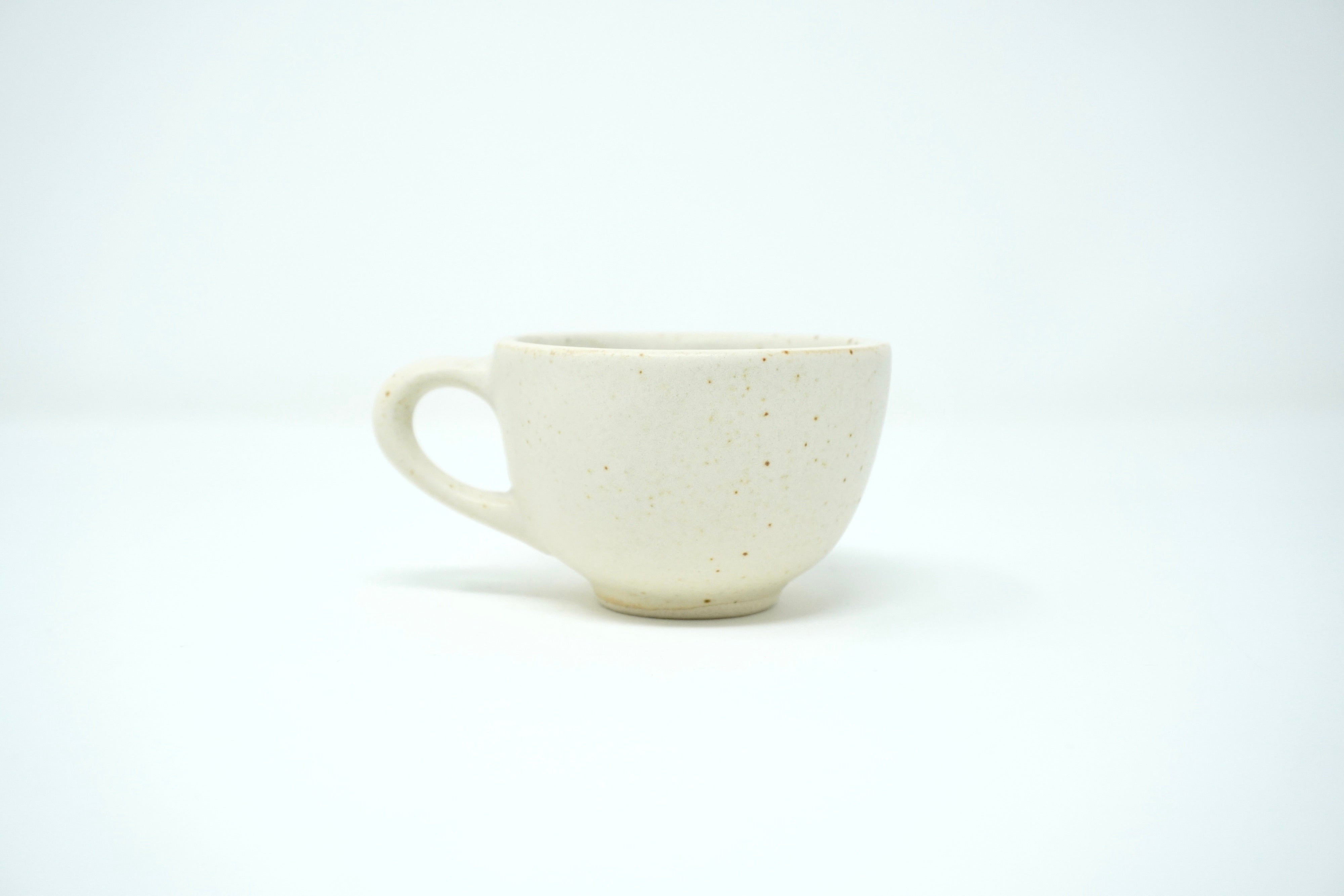 Arena blanca | Taza arte espresso 4 oz línea rústica