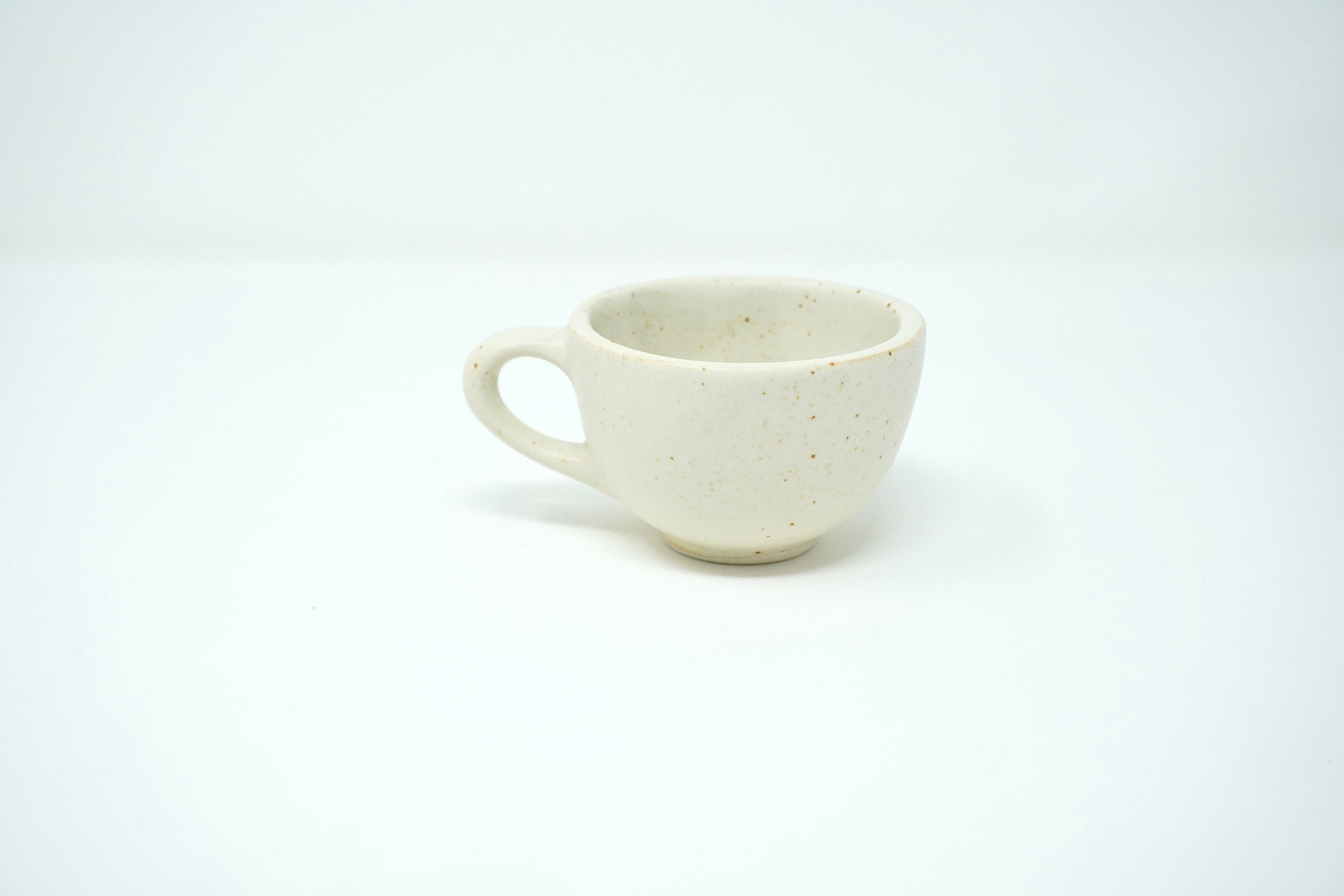 Arena blanca | Taza arte espresso 4 oz línea rústica