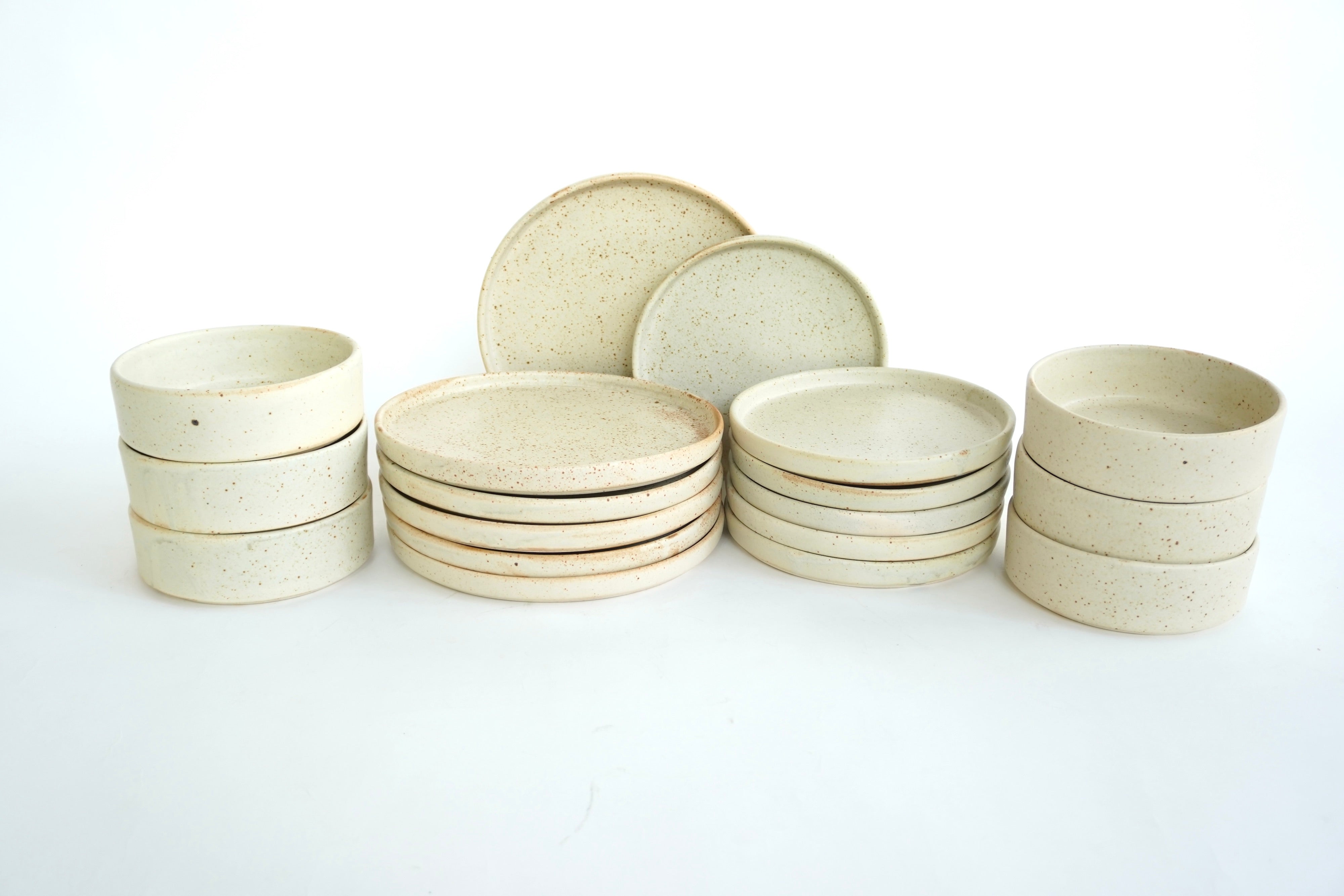 Arena blanca | Set de vajilla básica línea rústica para 6 personas