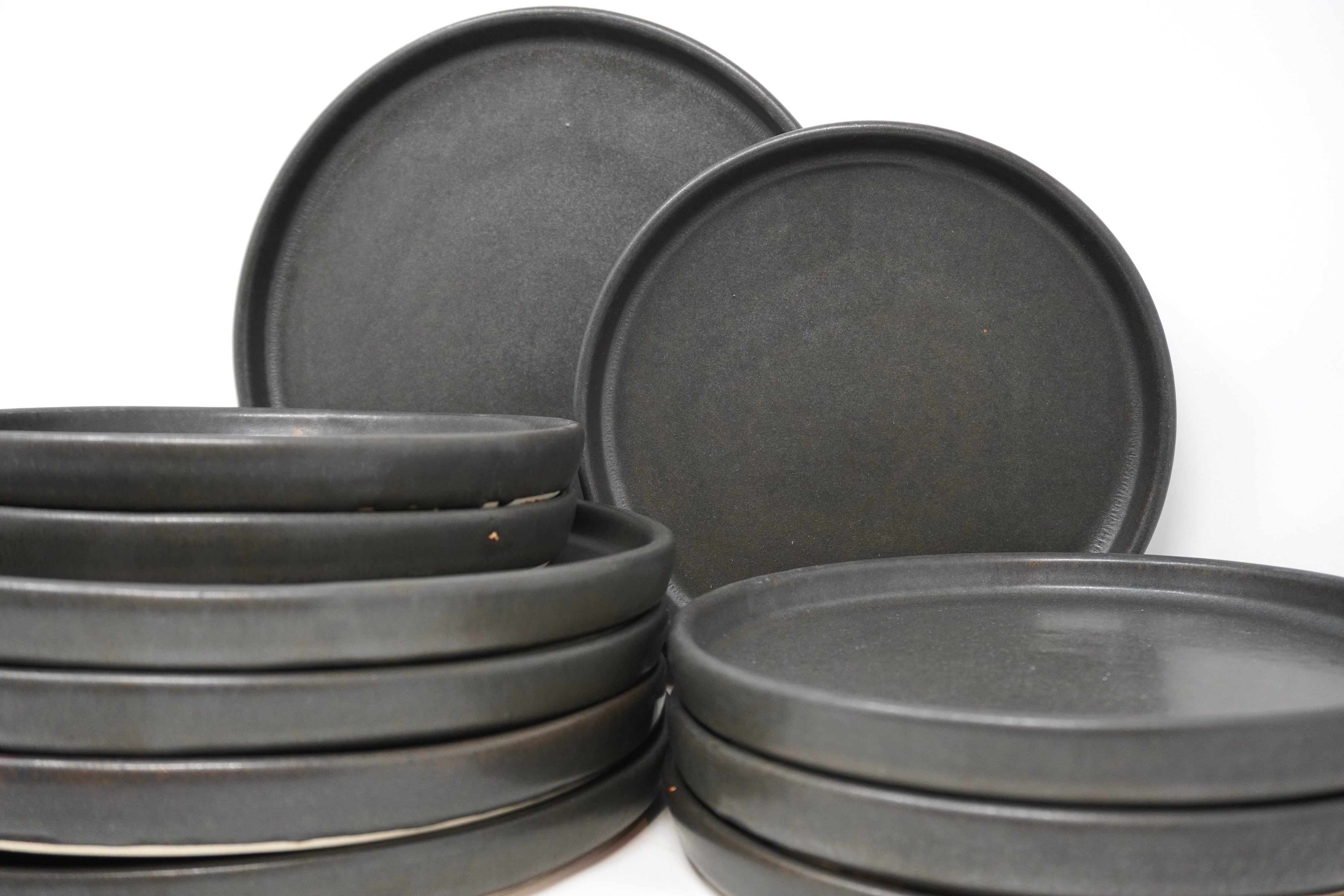 Piedra Negra Set de Platos Trinche & Postre Con Pared para 6 Personas