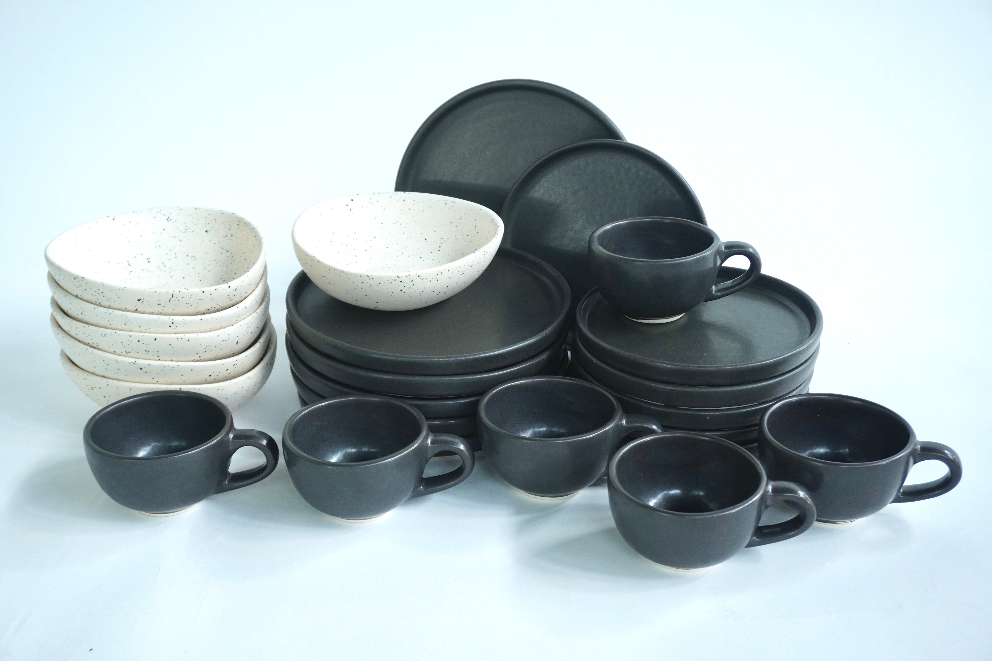 Set de Vajilla Mixto Piedra Negra & Tulum Con Pared para 6 Personas