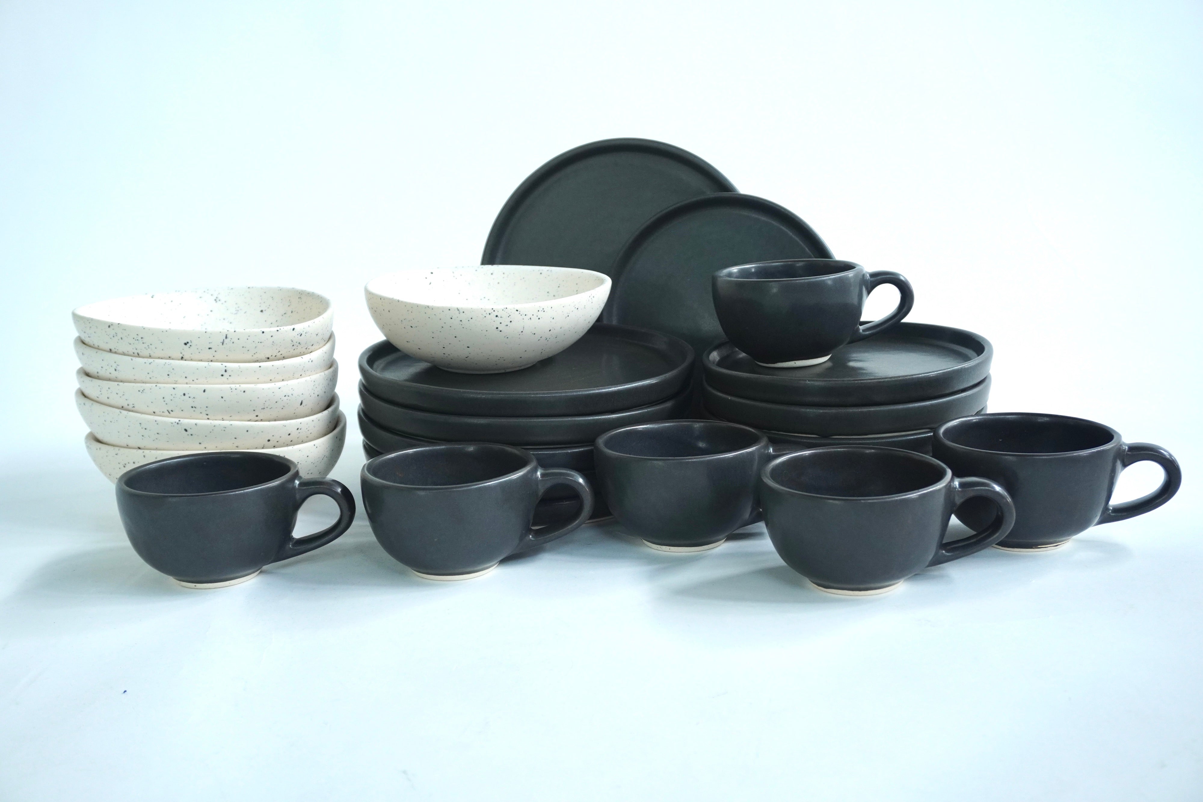 Set de Vajilla Mixto Piedra Negra & Tulum Con Pared para 6 Personas