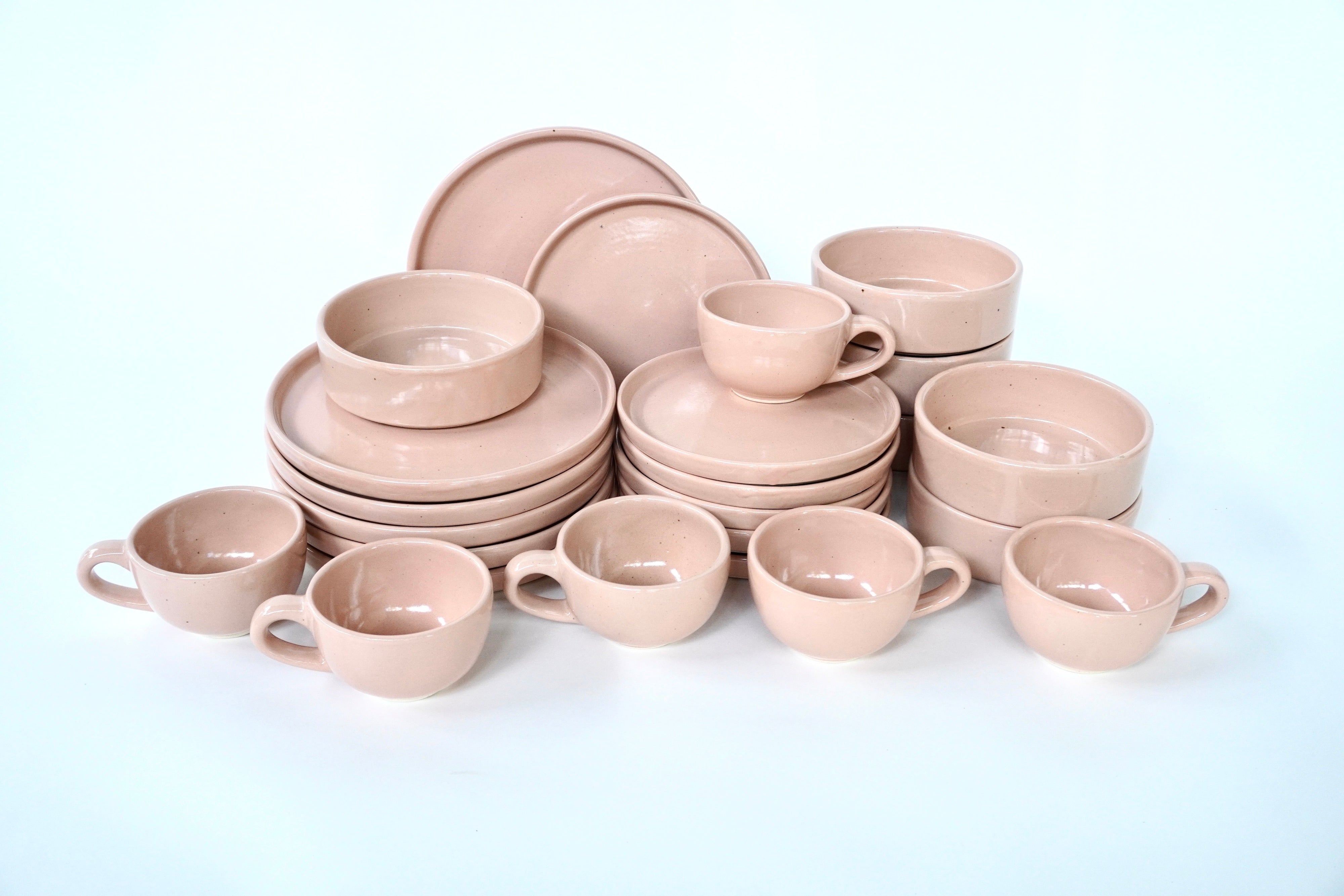 Rosa brillante | Set de vajilla línea rústica para 6 personas