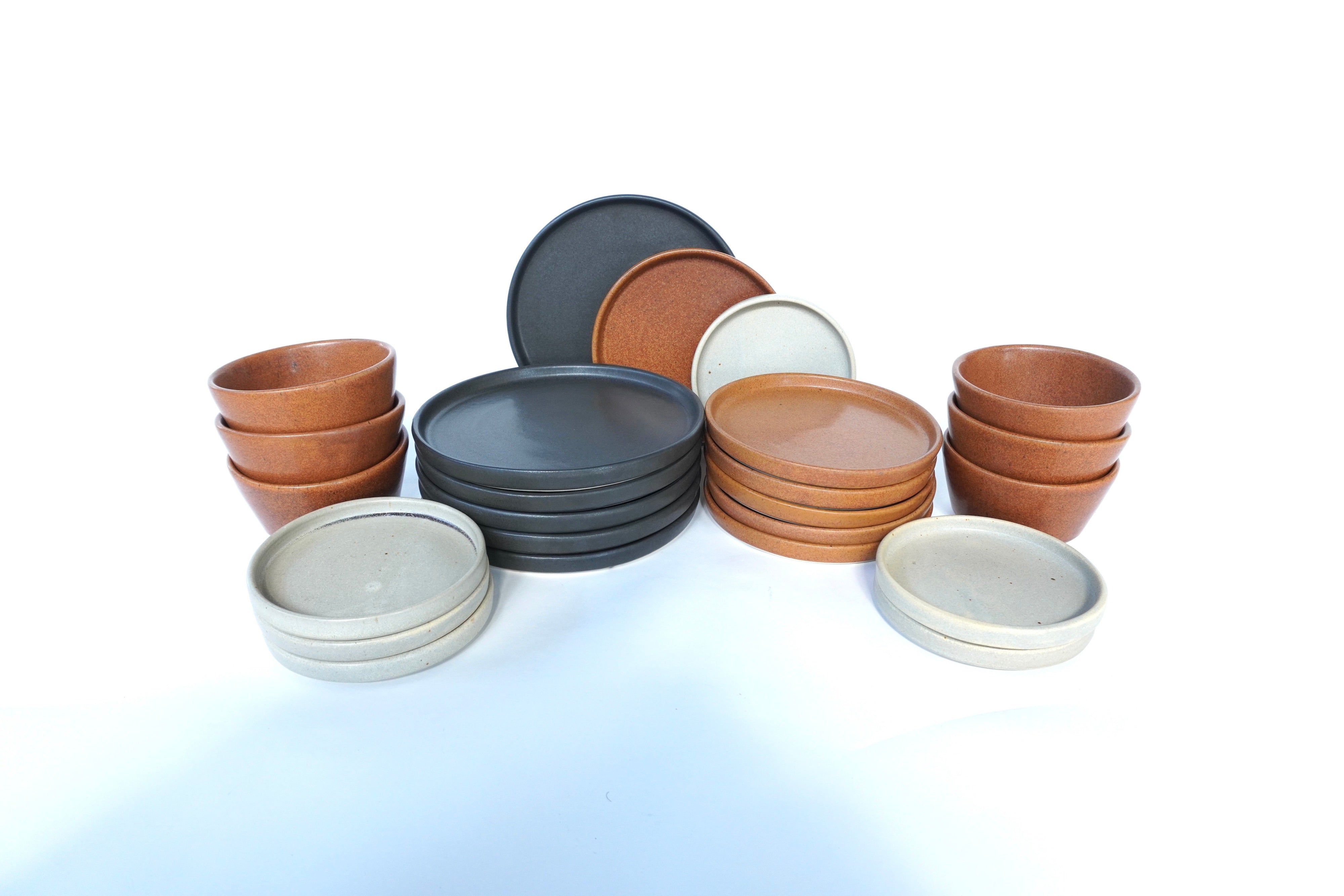 Mixta Piedra negra, Ladrillo & Gris mate B | Set de vajilla línea rústica para 6 personas