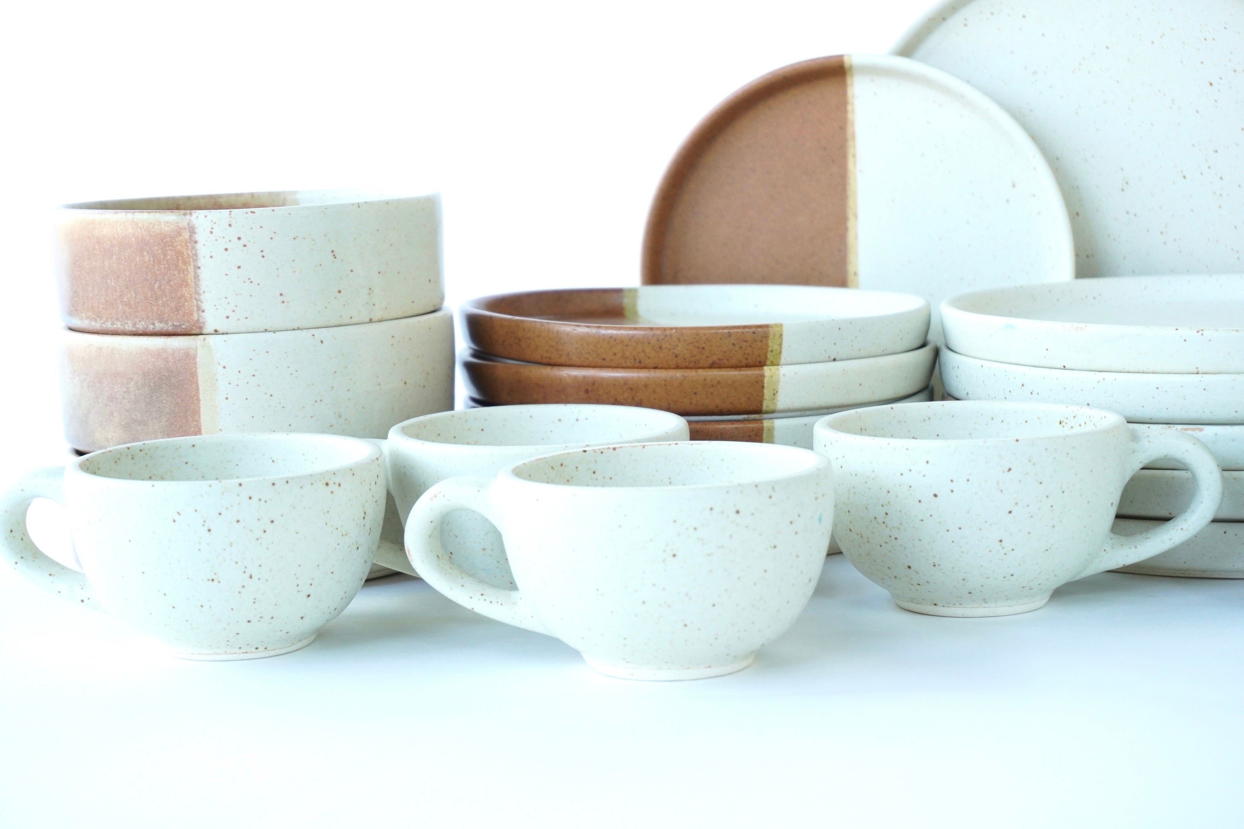 Mixta Arena blanca, Ladrillo & Terracota | Set de vajilla línea rústica para 6 personas