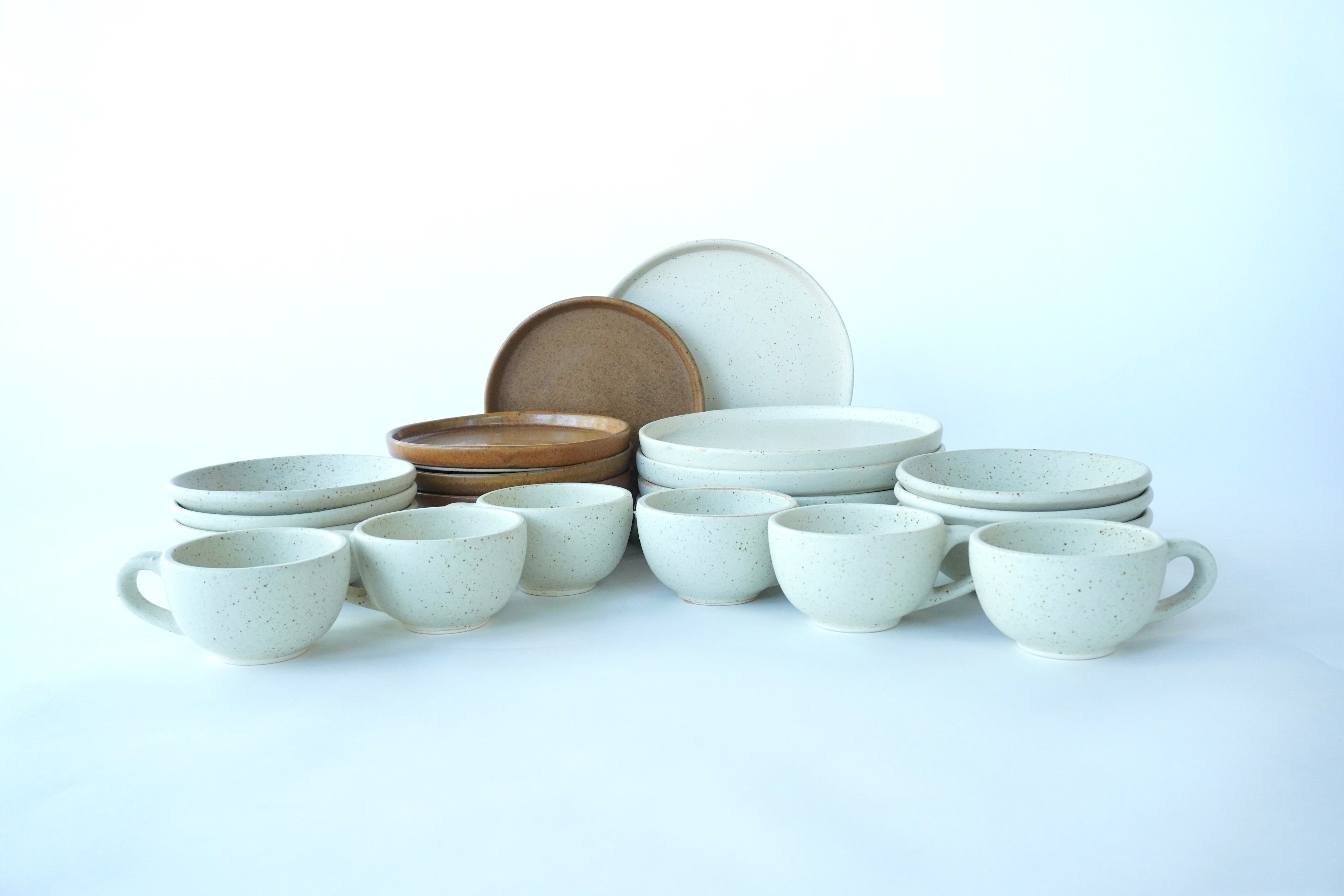 Mixta C Arena blanca & Ladrillo | Set de vajilla línea rústica para 6 personas