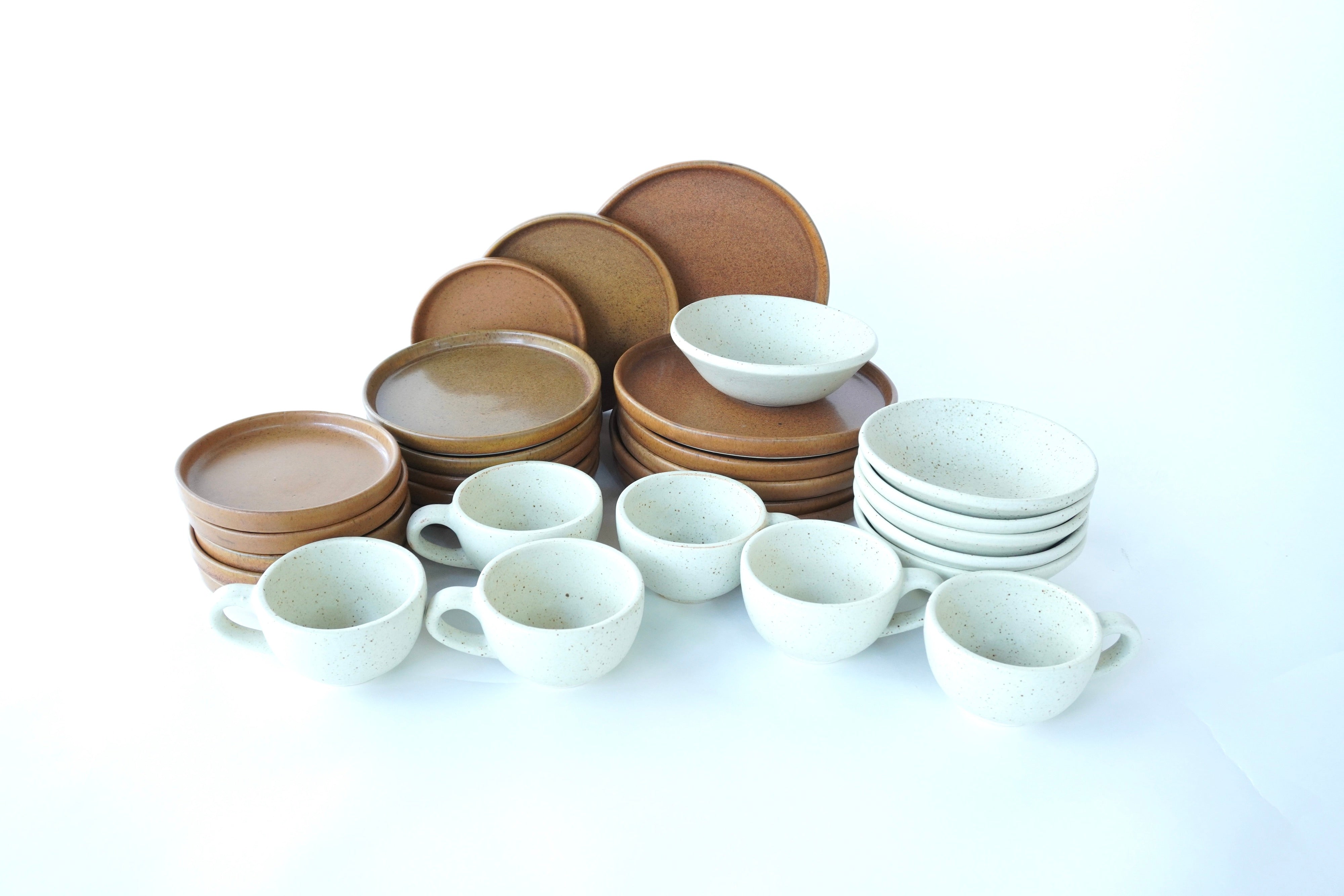 Mixta D Arena blanca & Ladrillo | Set de vajilla línea rústica para 6 personas