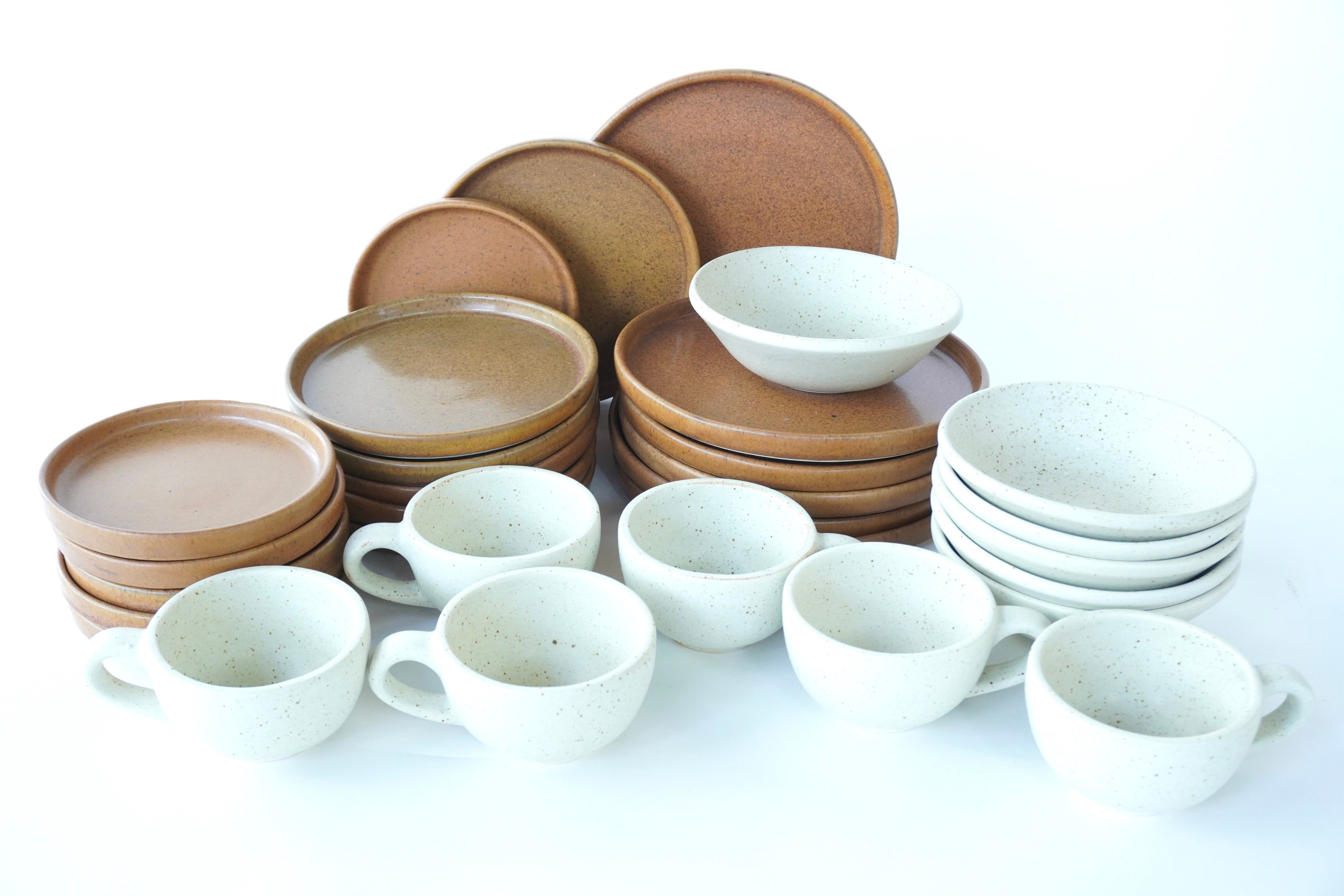 Mixta D Arena blanca & Ladrillo | Set de vajilla línea rústica para 6 personas