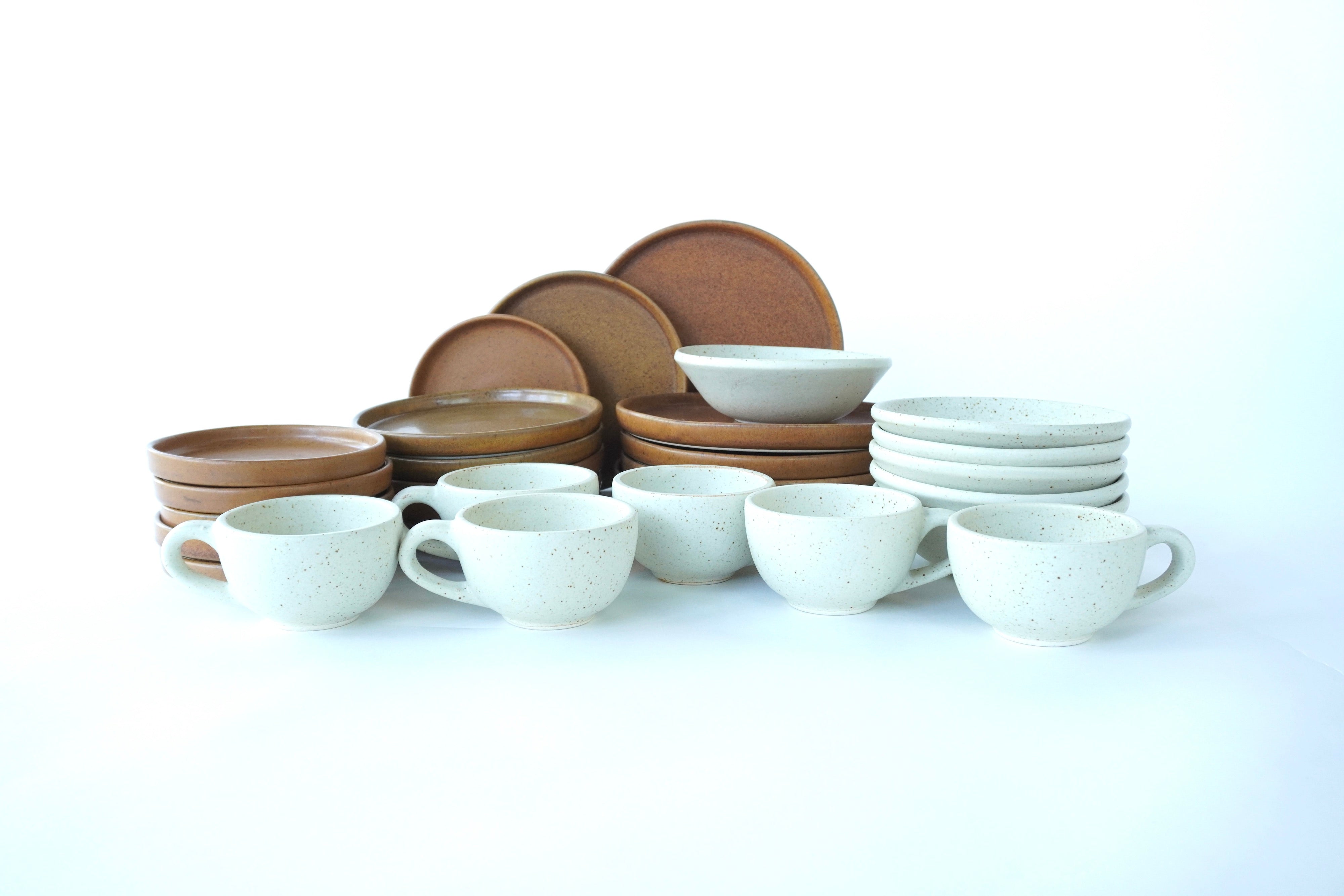 Mixta D Arena blanca & Ladrillo | Set de vajilla línea rústica para 6 personas