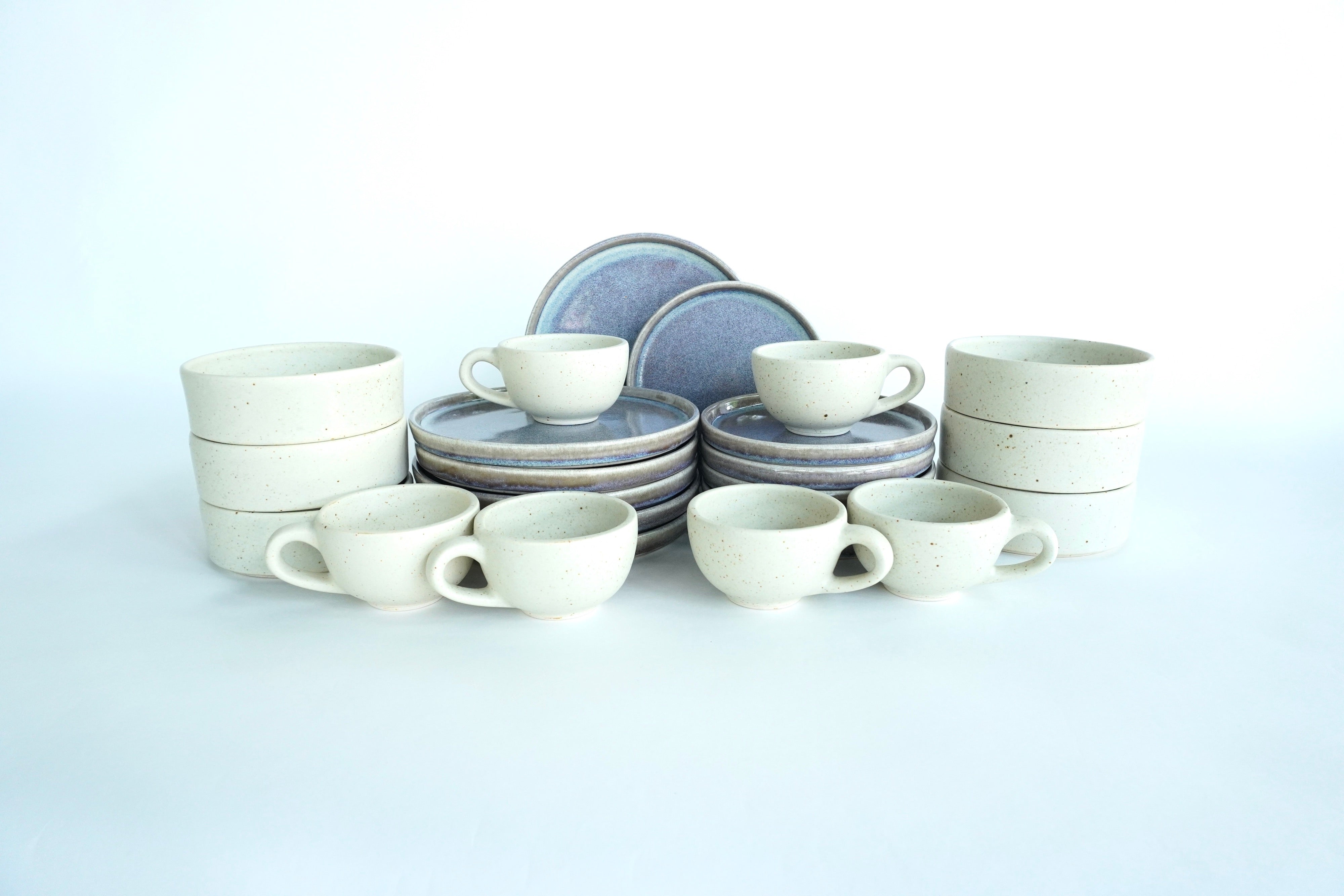 Mixta B Iris & Arena blanca | Set de vajilla línea rústica para 6 personas