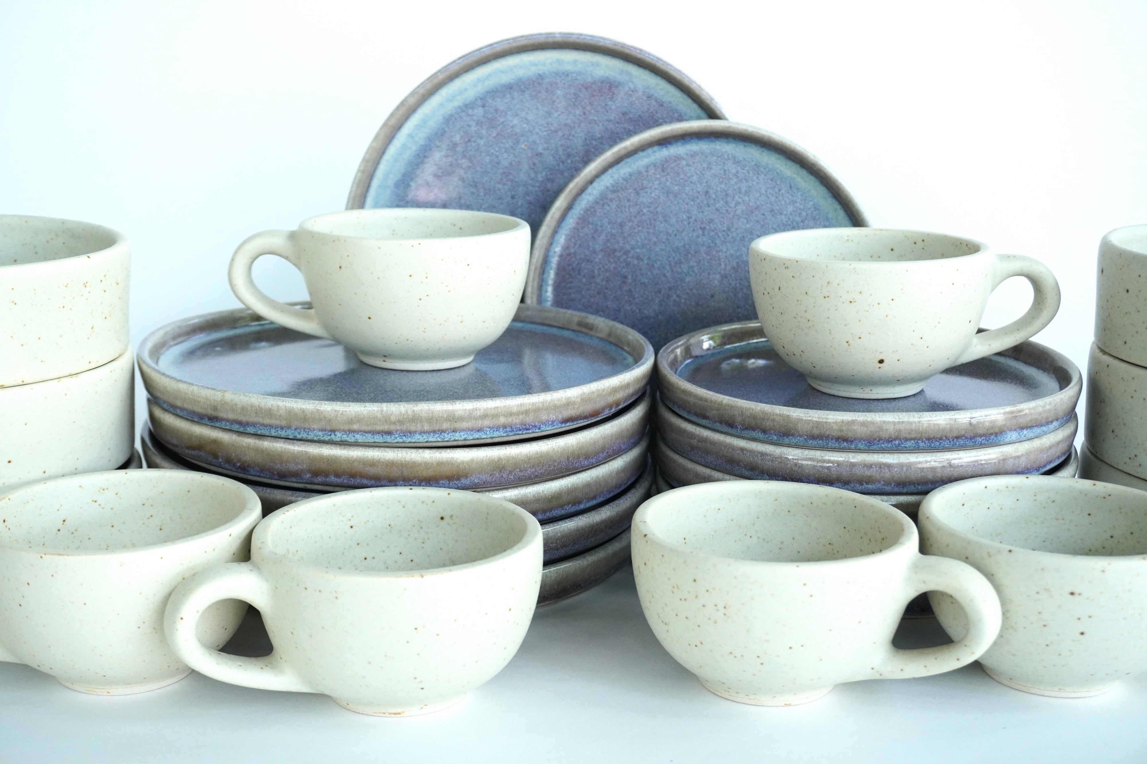 Mixta B Iris & Arena blanca | Set de vajilla línea rústica para 6 personas