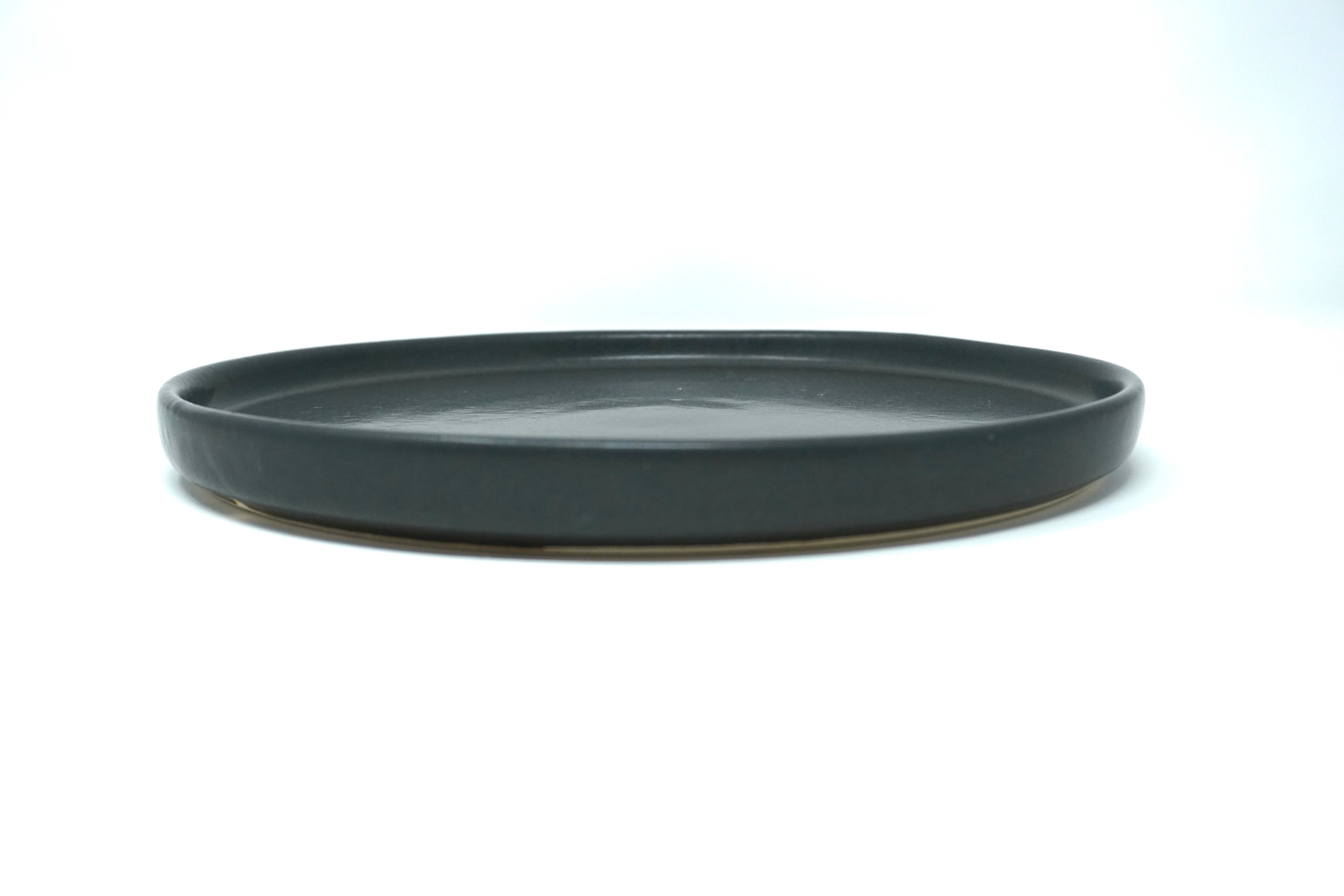 Piedra negra | Plato trinche con pared Ø 26 cm línea rústica