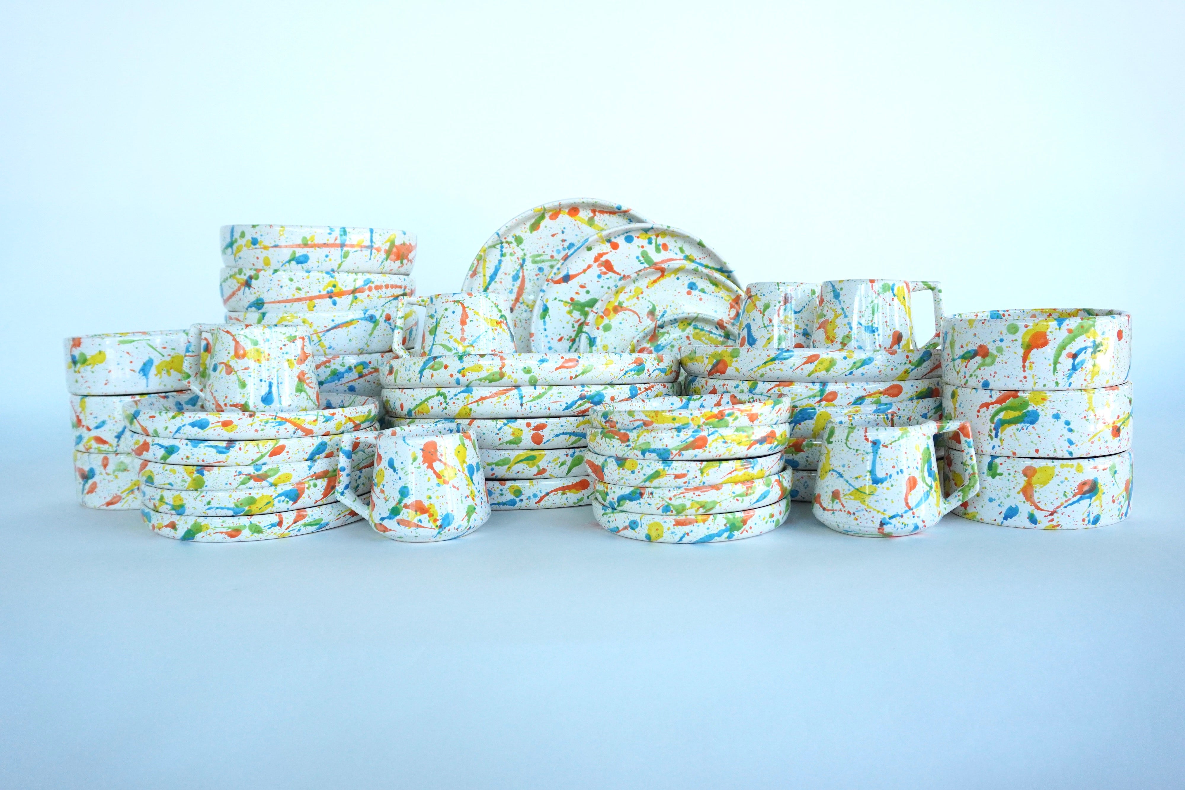 Acuarela brillante | Set de vajilla línea clásica 42 piezas para 6 personas