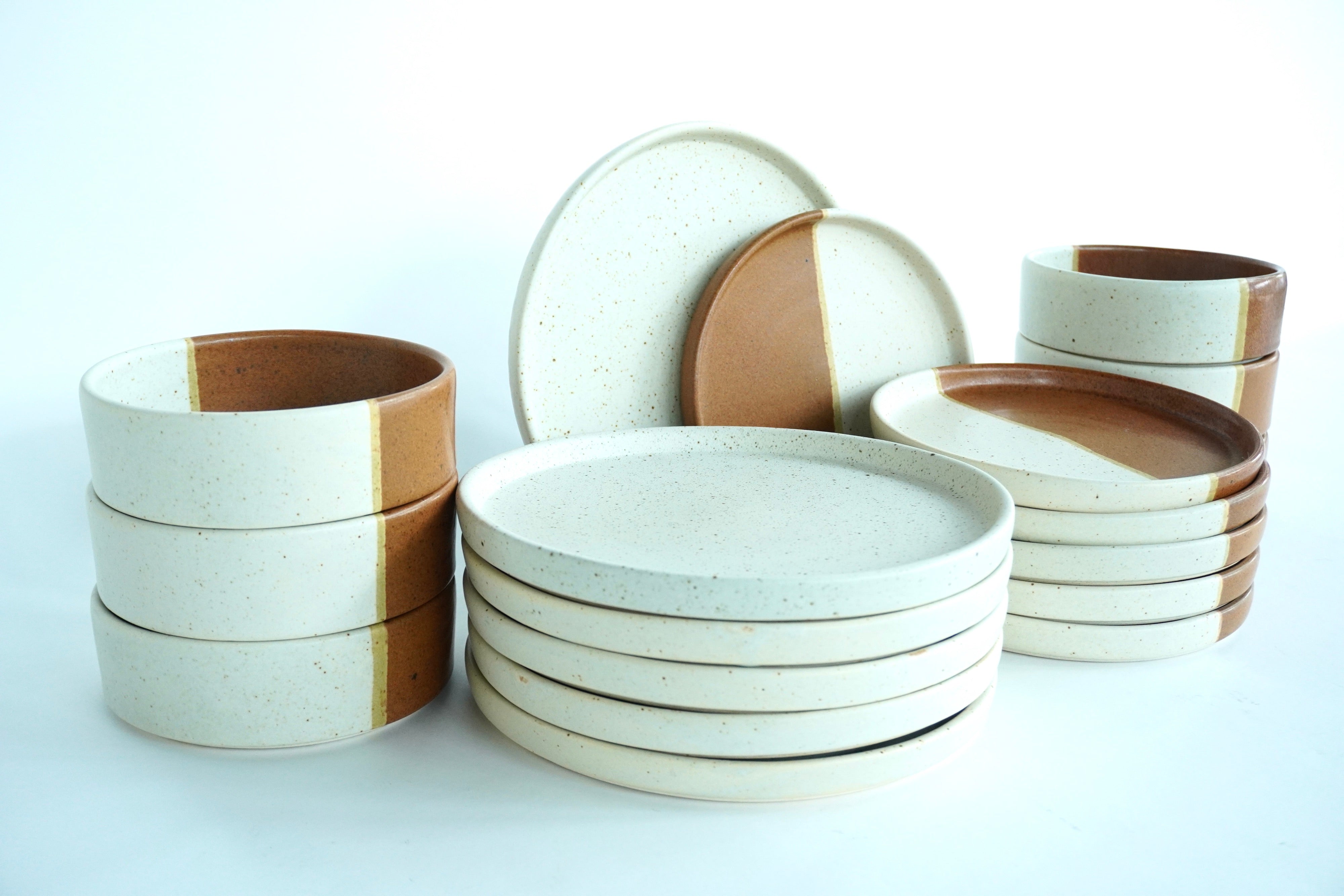 Mixta Arena blanca & Ladrillo | Set de vajilla básica línea rústica para 6 personas