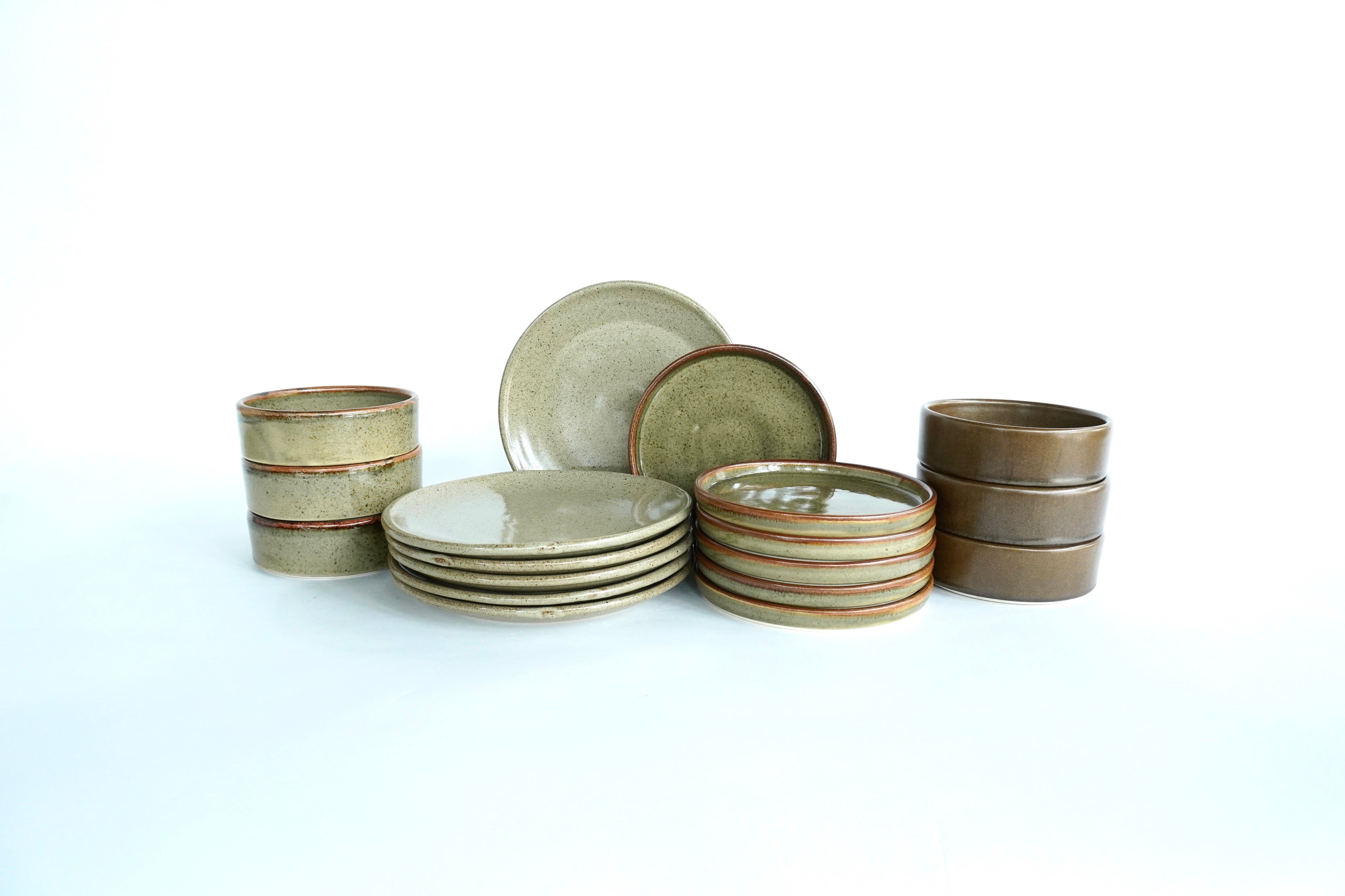 Mixta Caoba liso, Caoba & Café mate | Set de vajilla básica línea rústica para 6 personas