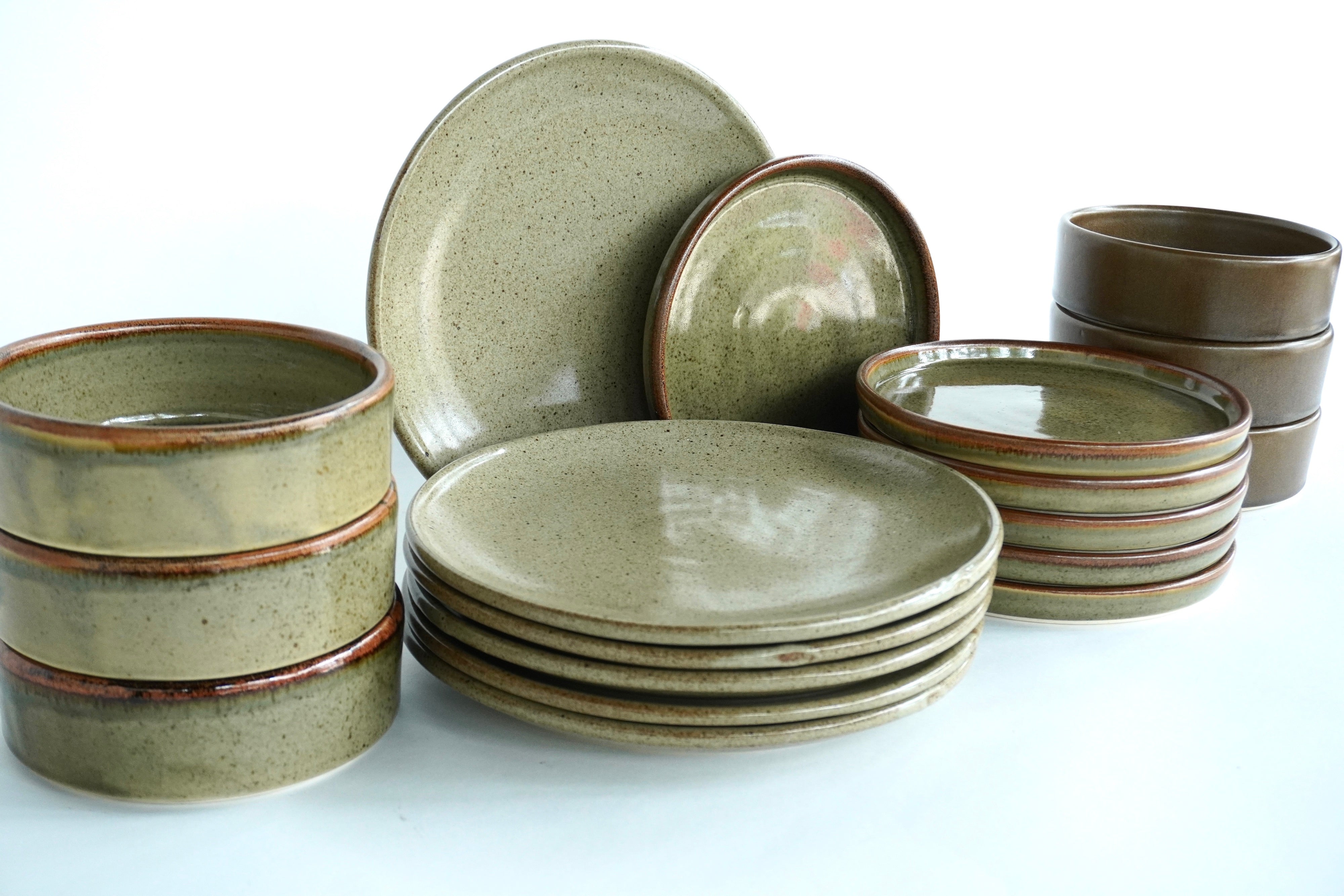 Mixta Caoba liso, Caoba & Café mate | Set de vajilla básica línea rústica para 6 personas