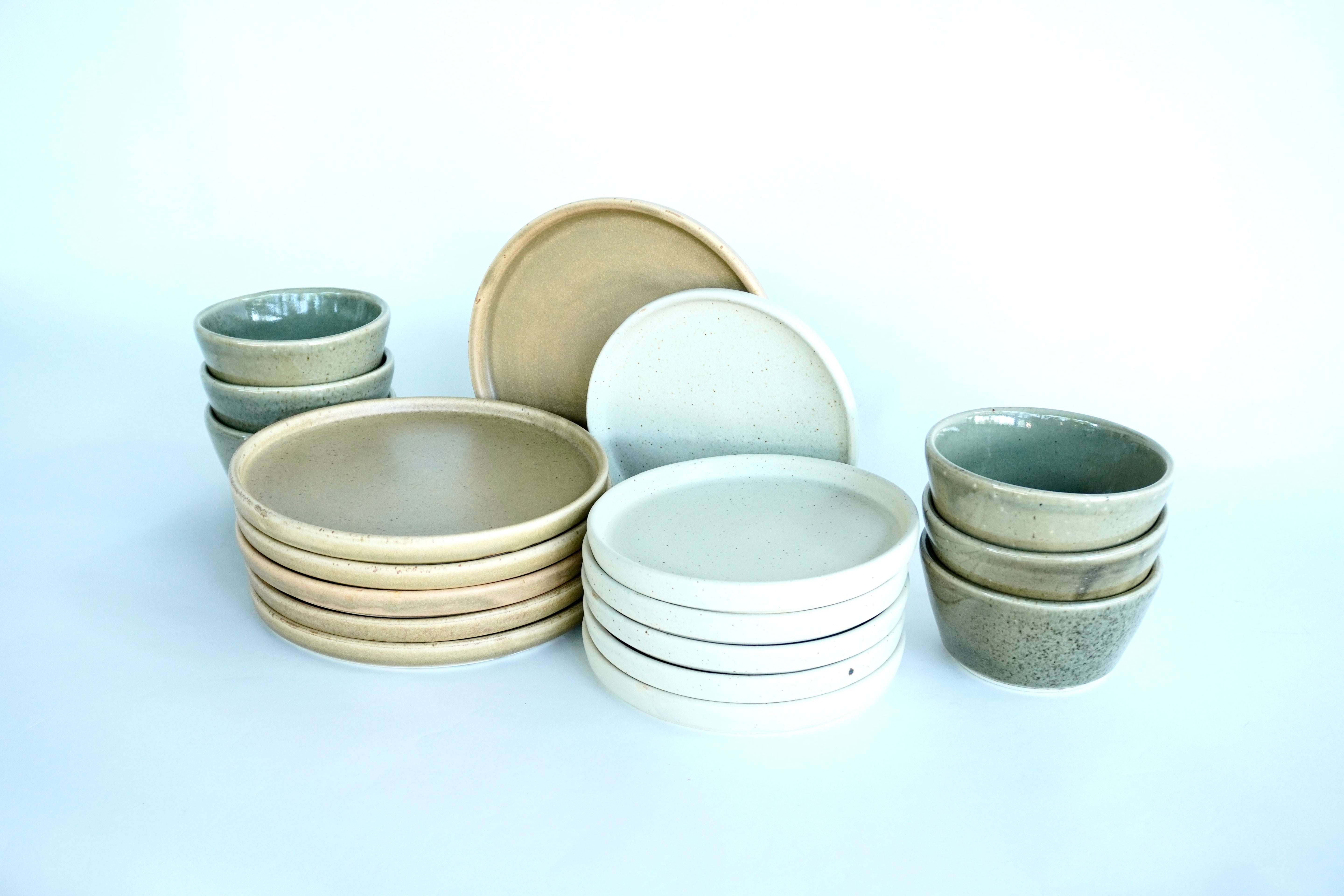 Terracota, Arena blanca & Caoba | Set de vajilla básica línea rústica para 6 personas (con bowls pozoleros)