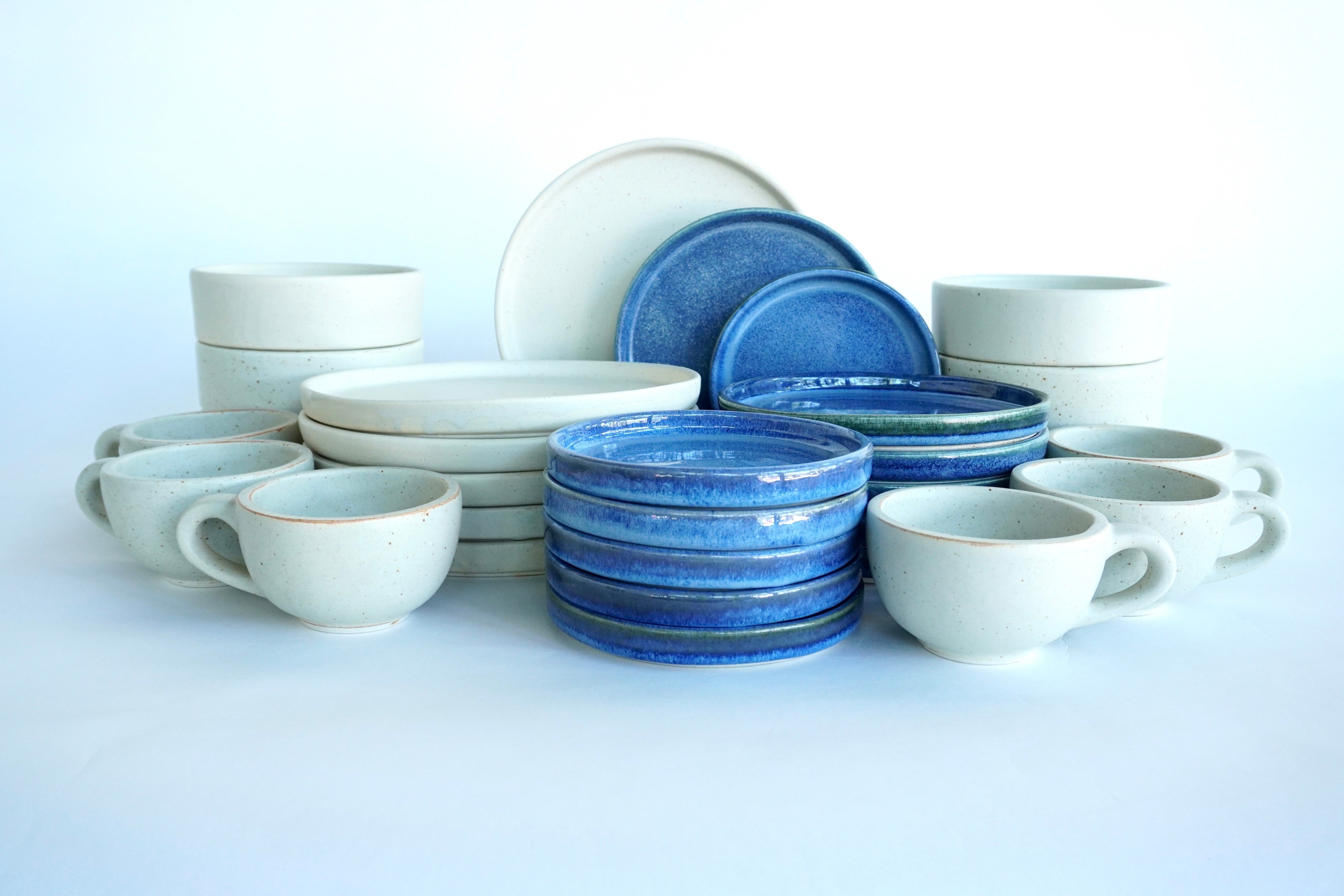 Arena blanca & Indigo | Set de vajilla línea rústica para 6 personas