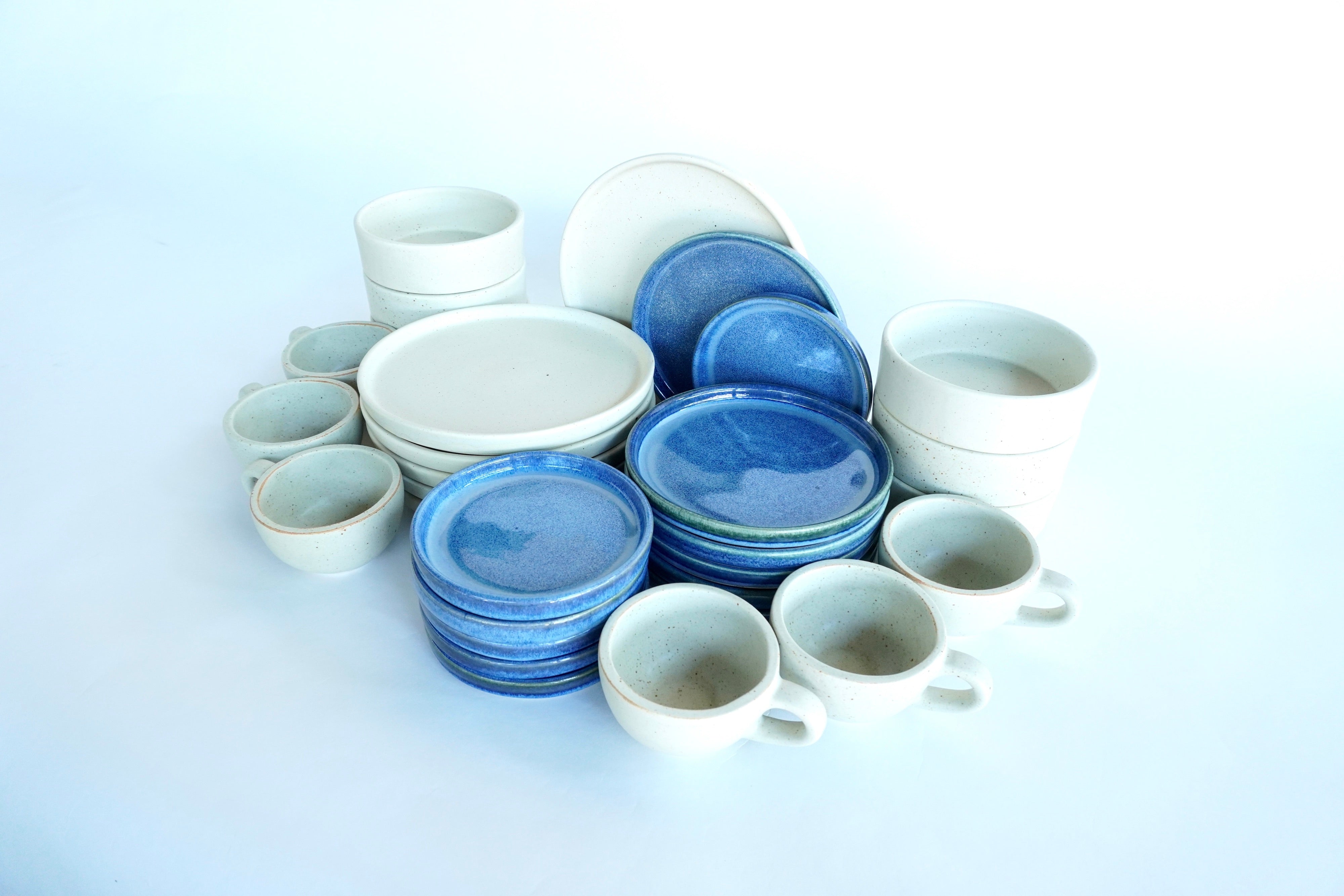 Arena blanca & Indigo | Set de vajilla línea rústica para 6 personas