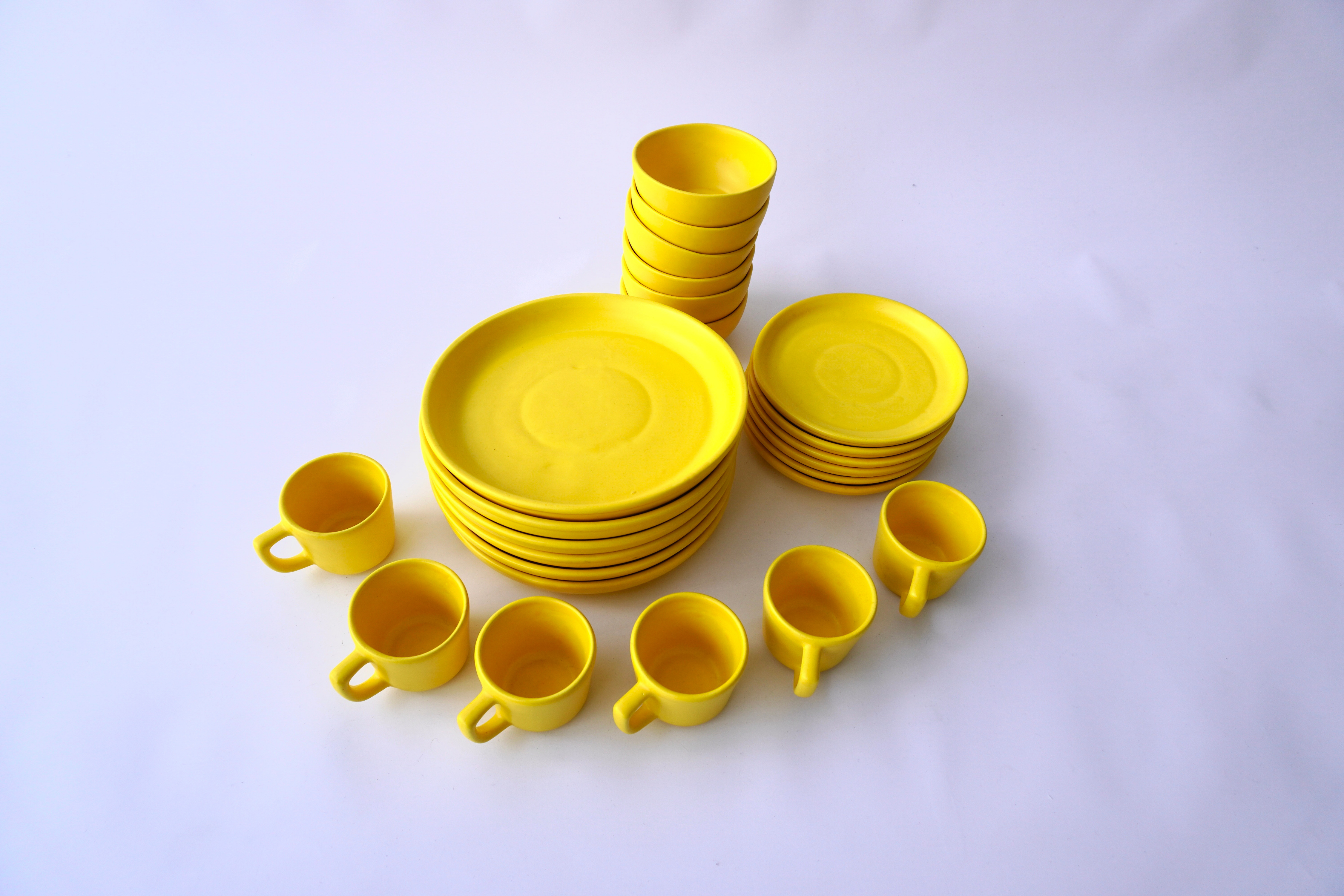 Itzea mate | Set de vajilla línea clásica para 6 personas