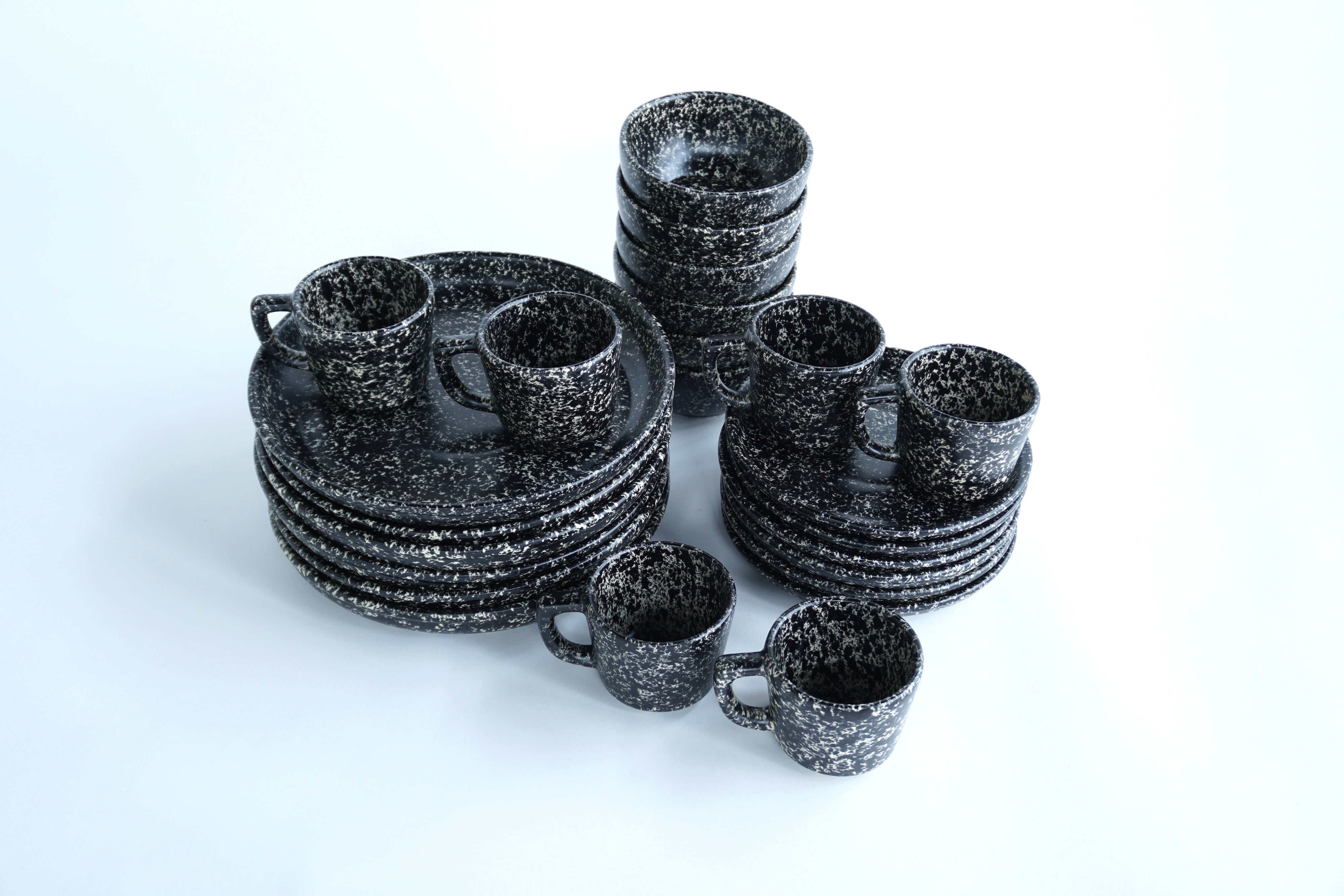 Black grey mate | Set de vajilla línea clásica para 6 personas