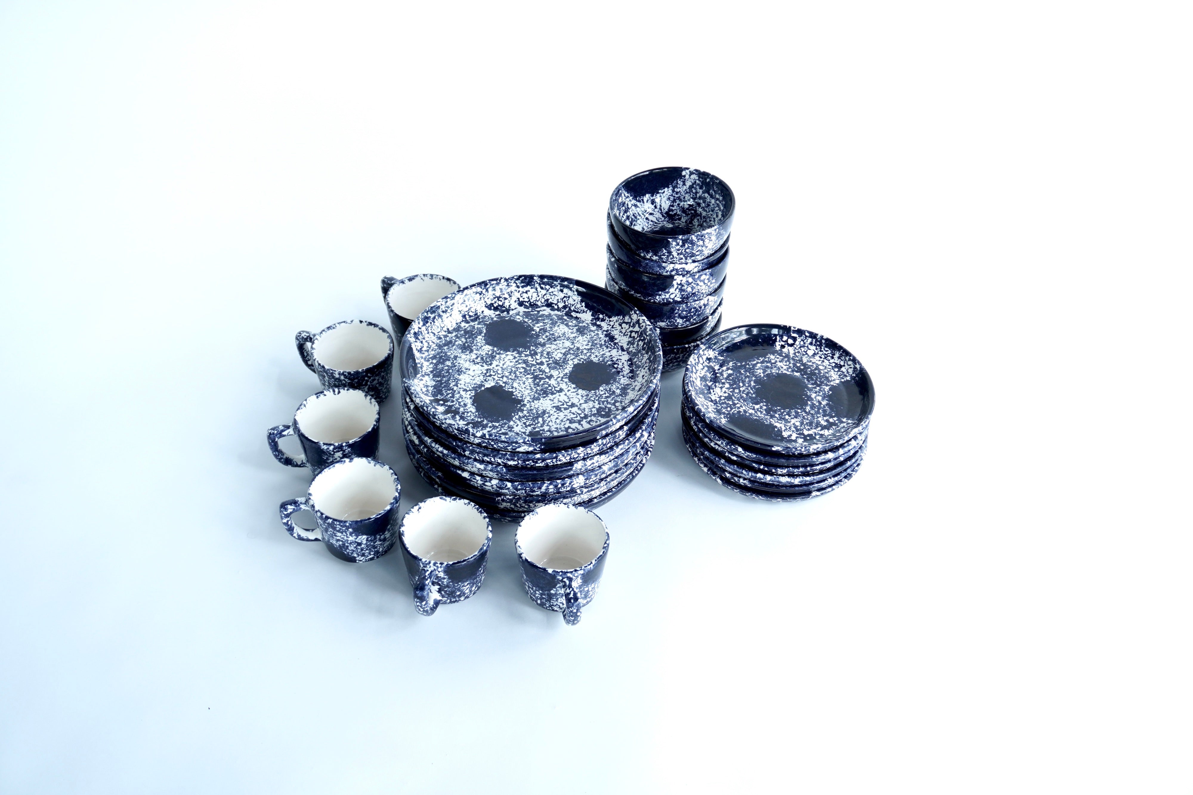 Sal de mar brillante | Set de vajilla línea clásica para 6 personas