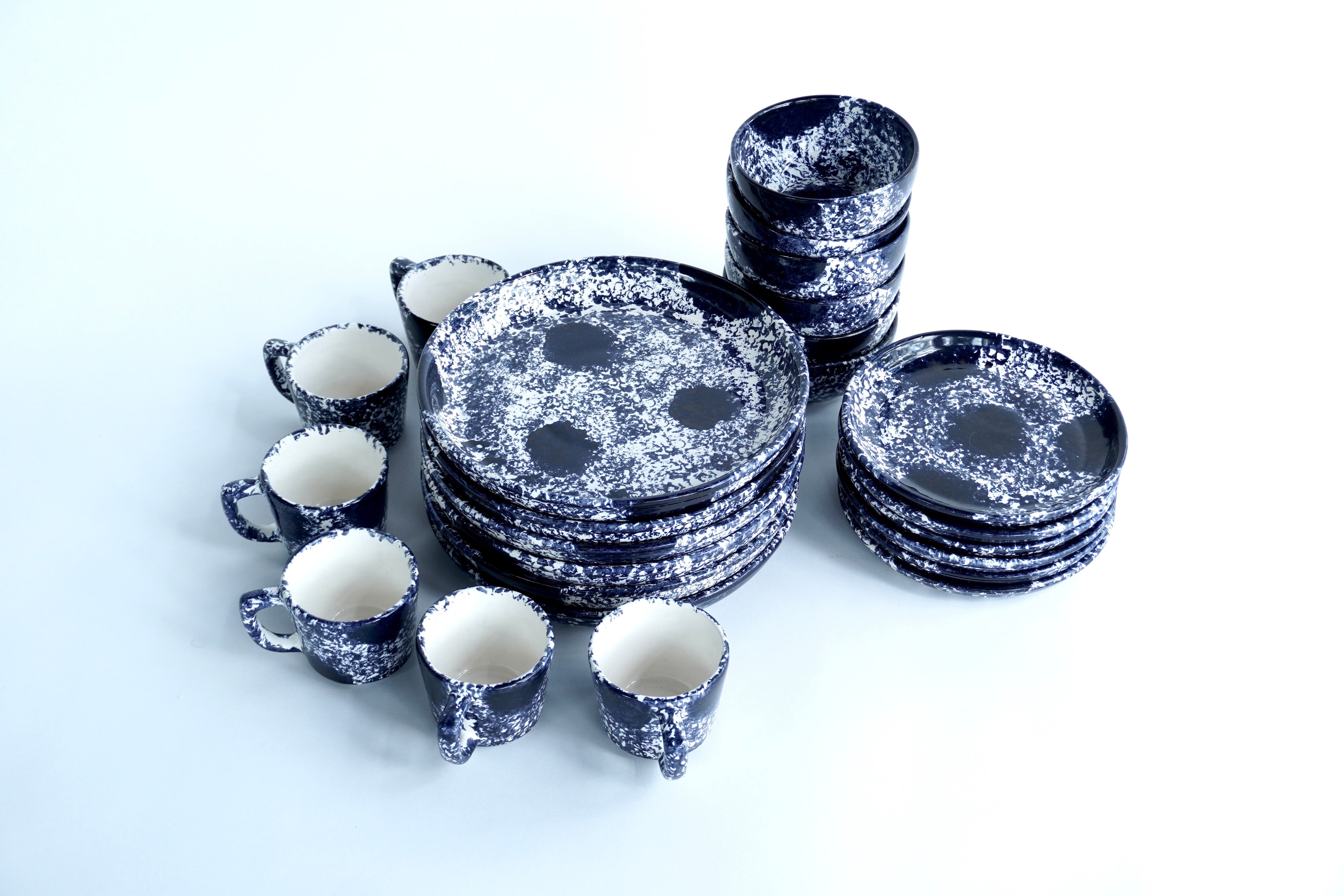 Sal de mar brillante | Set de vajilla línea clásica para 6 personas