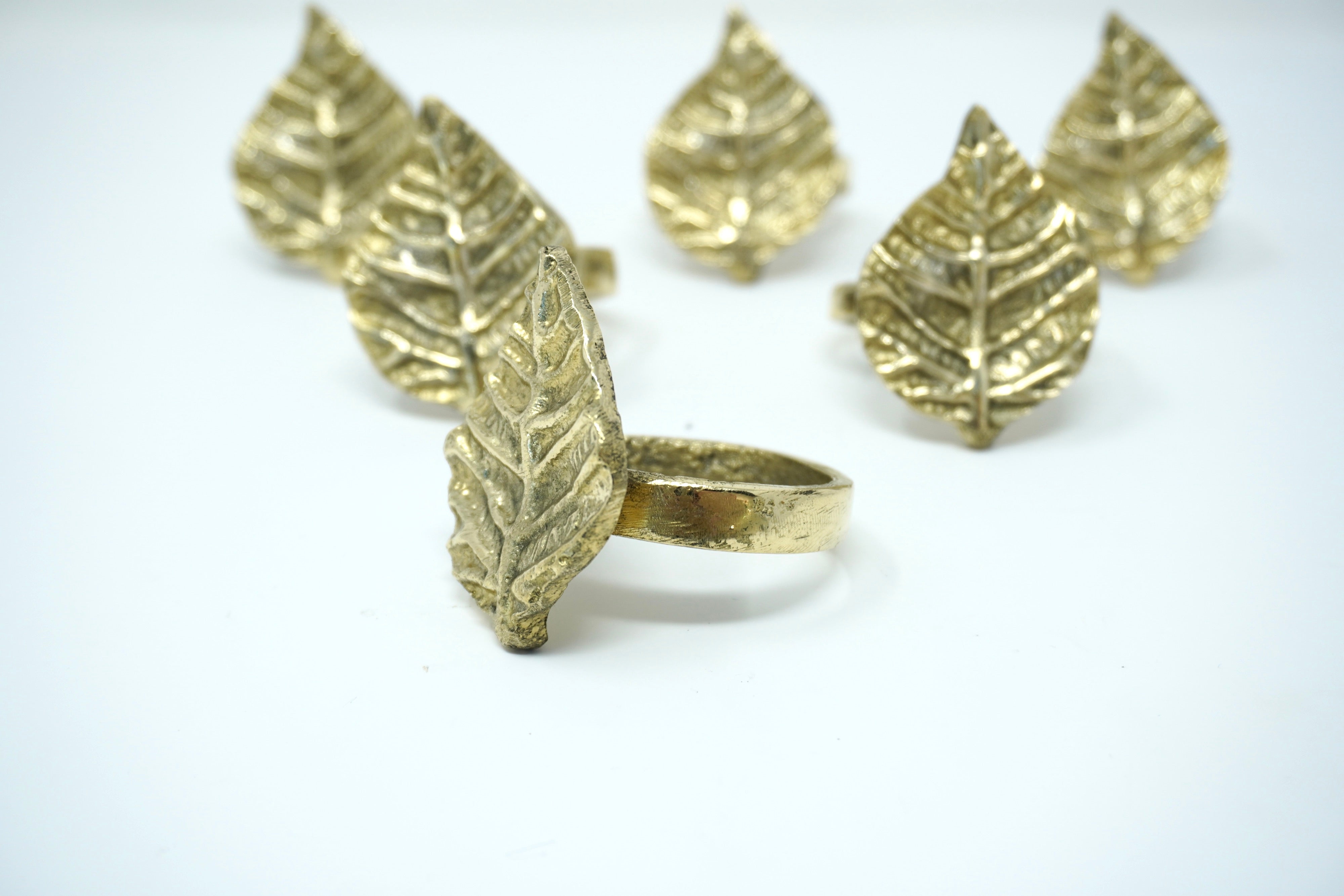 Servilleteros de Bronce Hoja Dorada 6 Piezas
