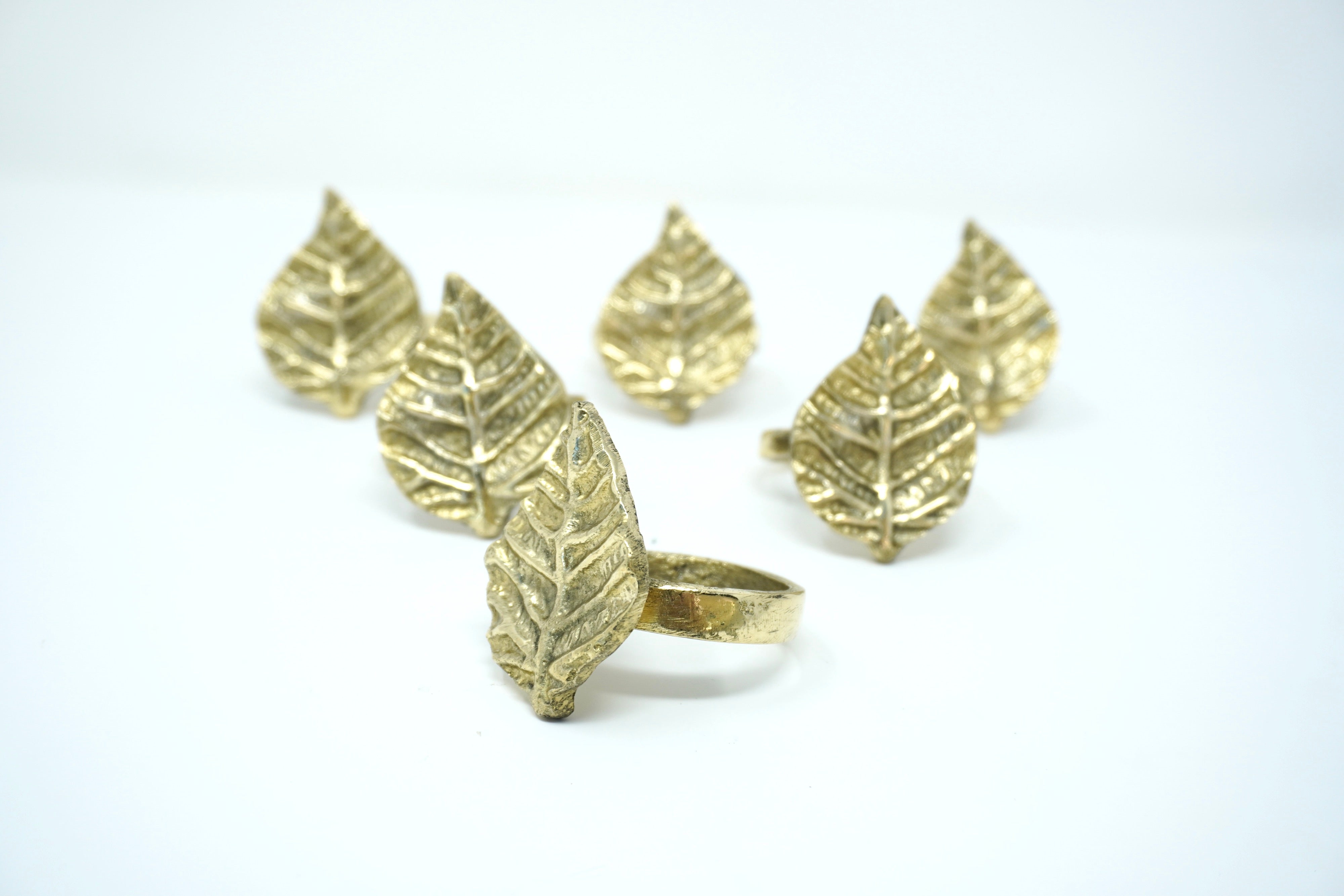 Servilleteros de Bronce Hoja Dorada 6 Piezas