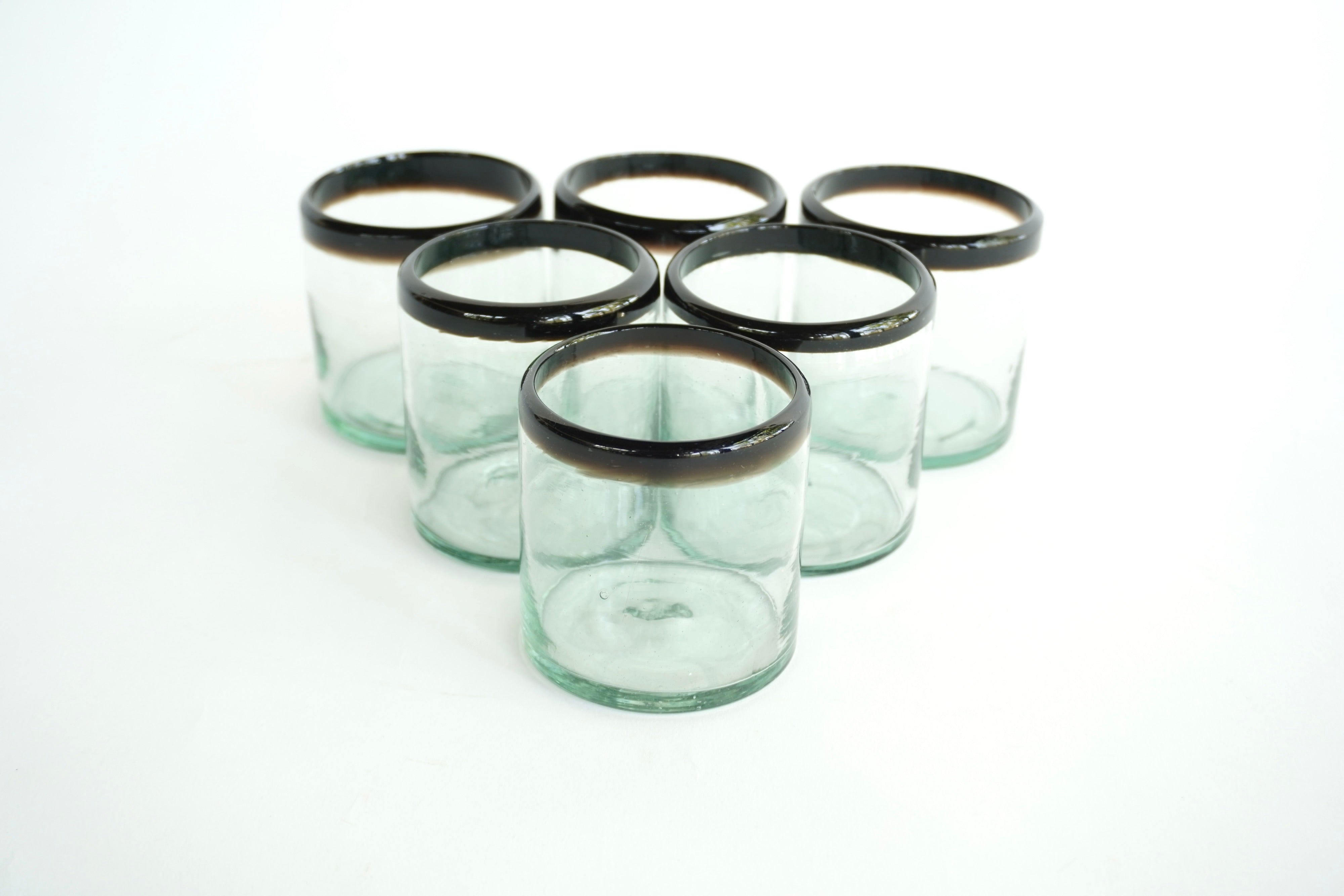 Orilla negra | Set de 6 vasos de vidrio soplado