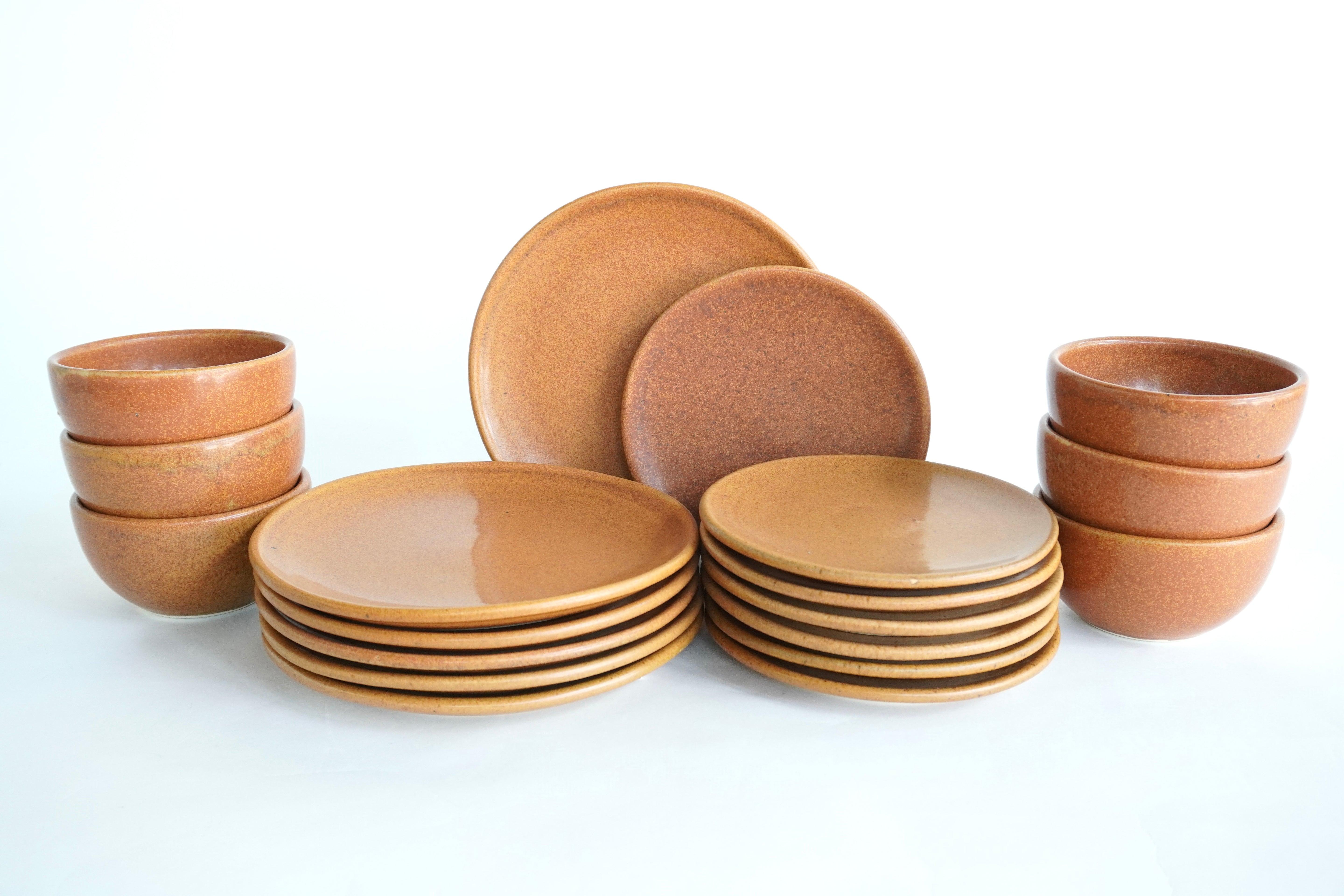 Ladrillo | Set de vajilla básica línea rústica para 6 personas (con platos trinche & postre planos)