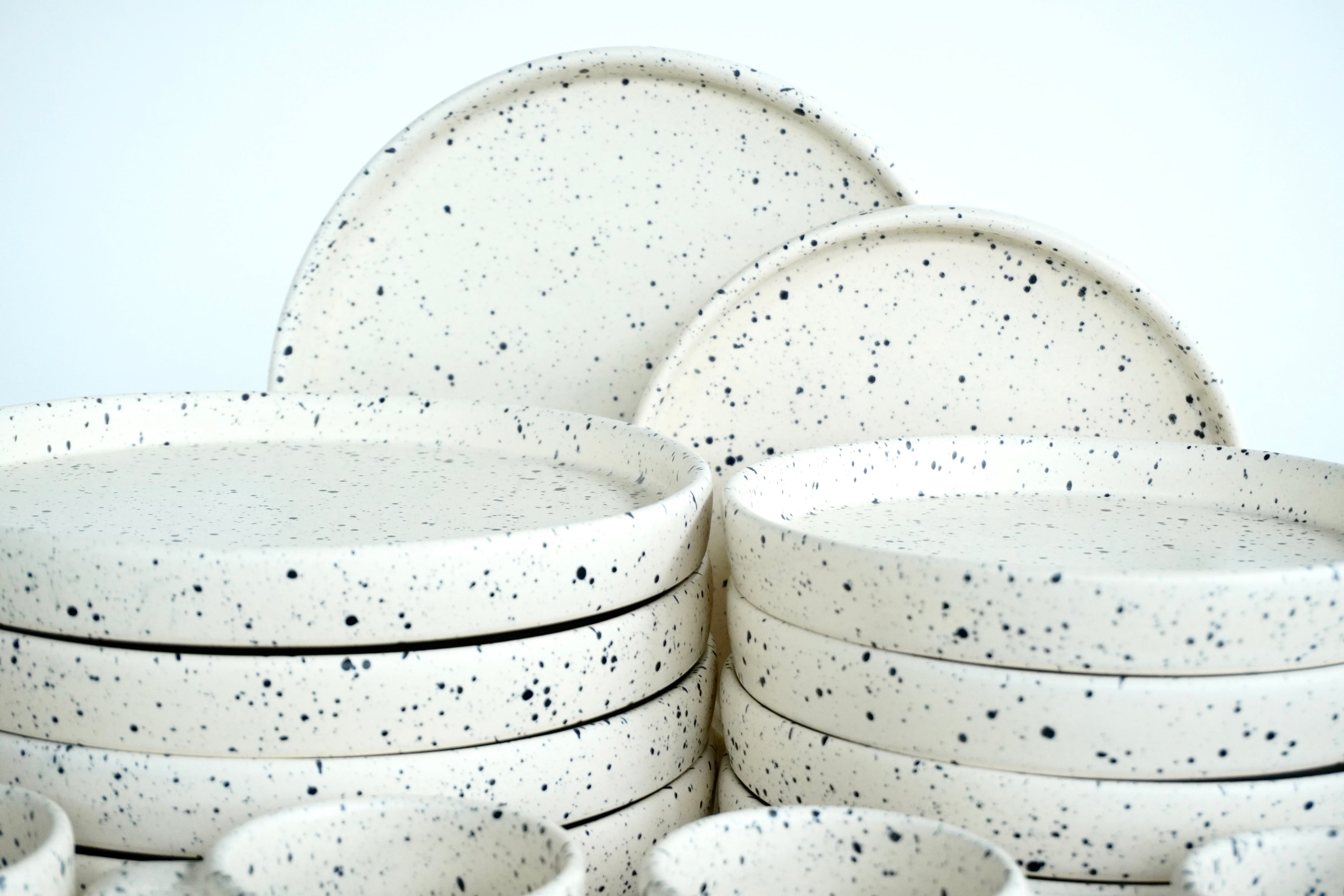 Tulum mate | Set de vajilla línea clásica para 6 personas (con platos trinche & bowls con pared)