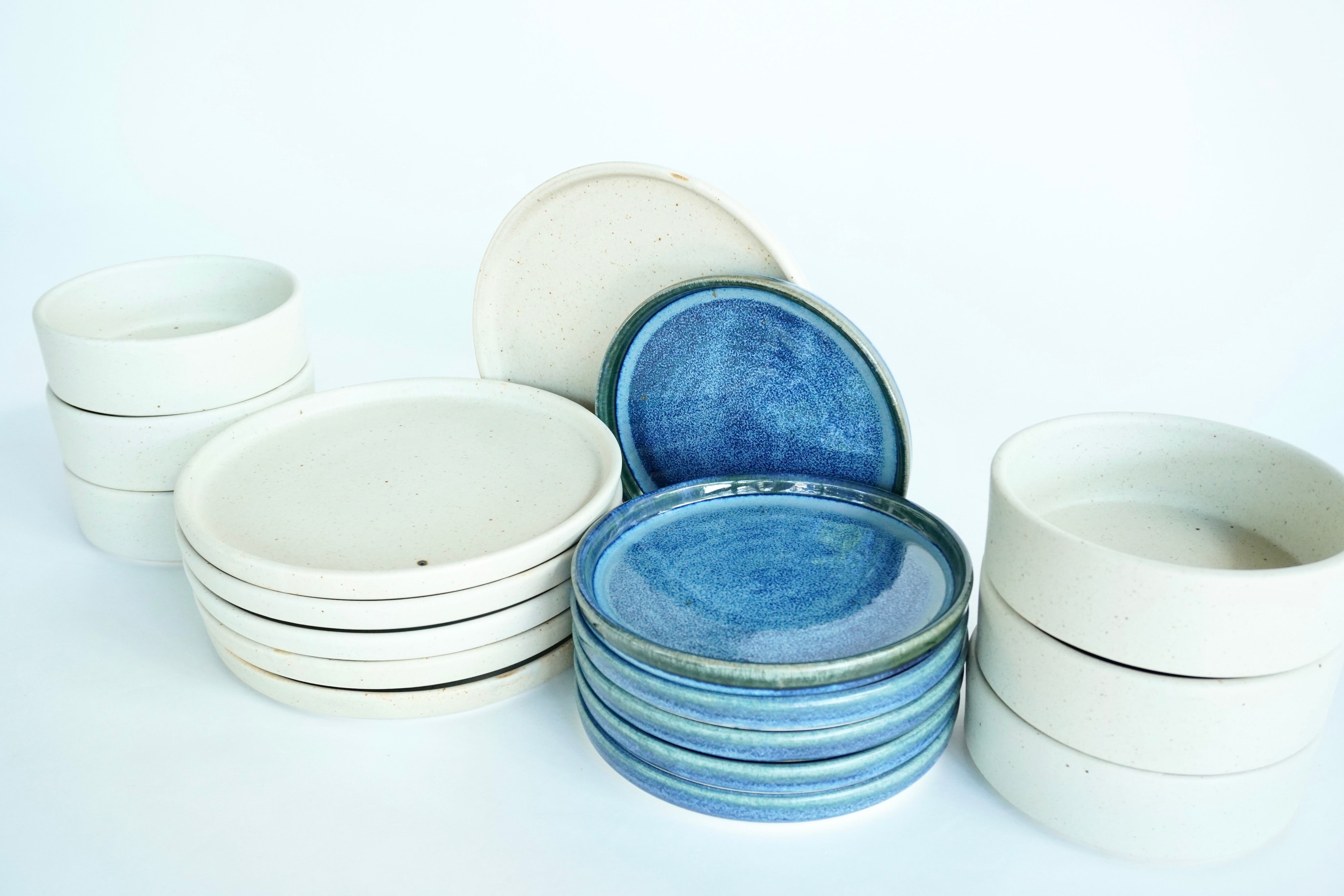 Mixta Arena blanca & Indigo | Set de vajilla básica línea rústica para 6 personas