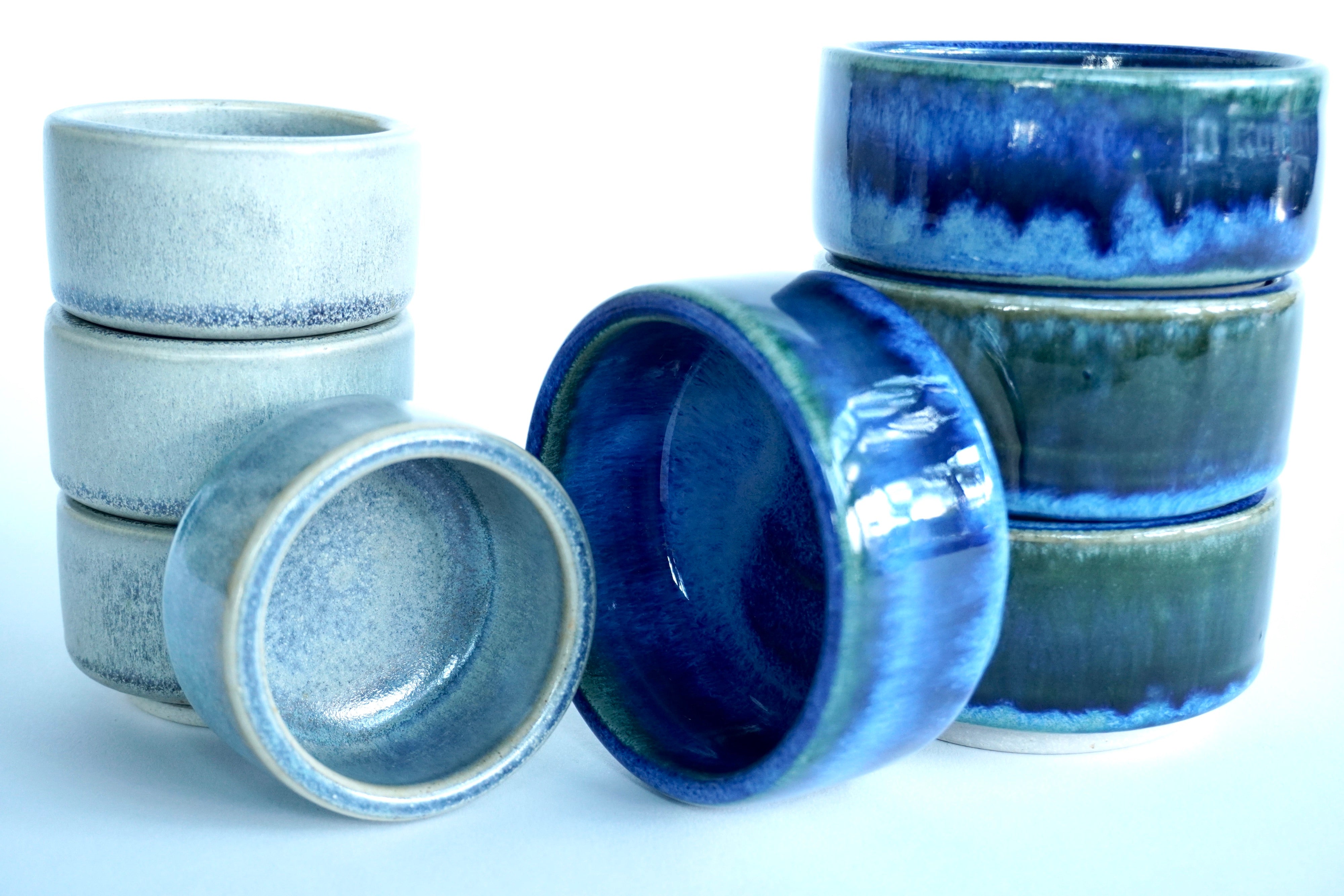 Gris mate & Indigo | Set de 4 ramekins de 2 oz y 4 ramekins xl de 4 oz línea rústica