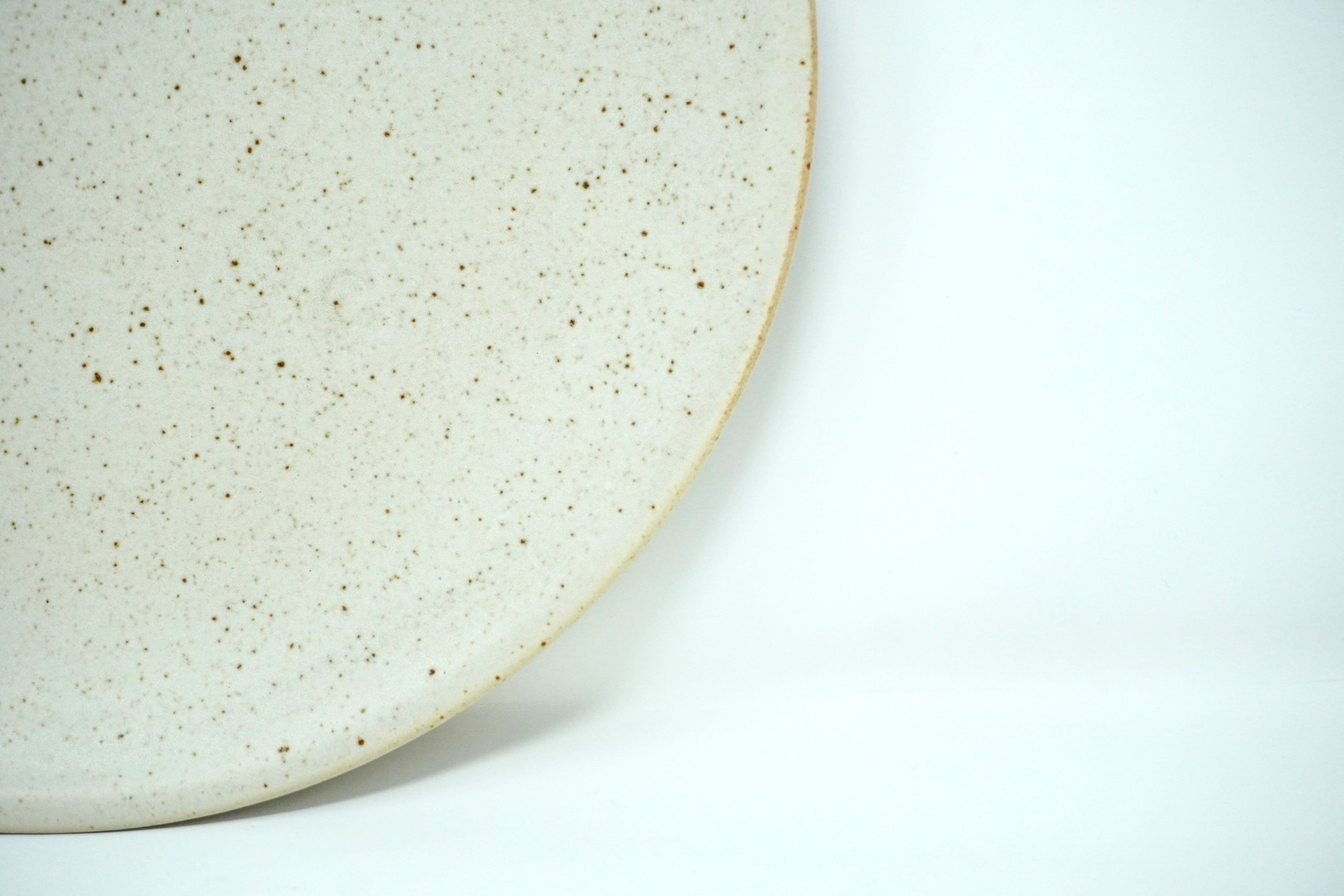 Arena blanca | Plato trinche plano Ø 26 cm línea rústica