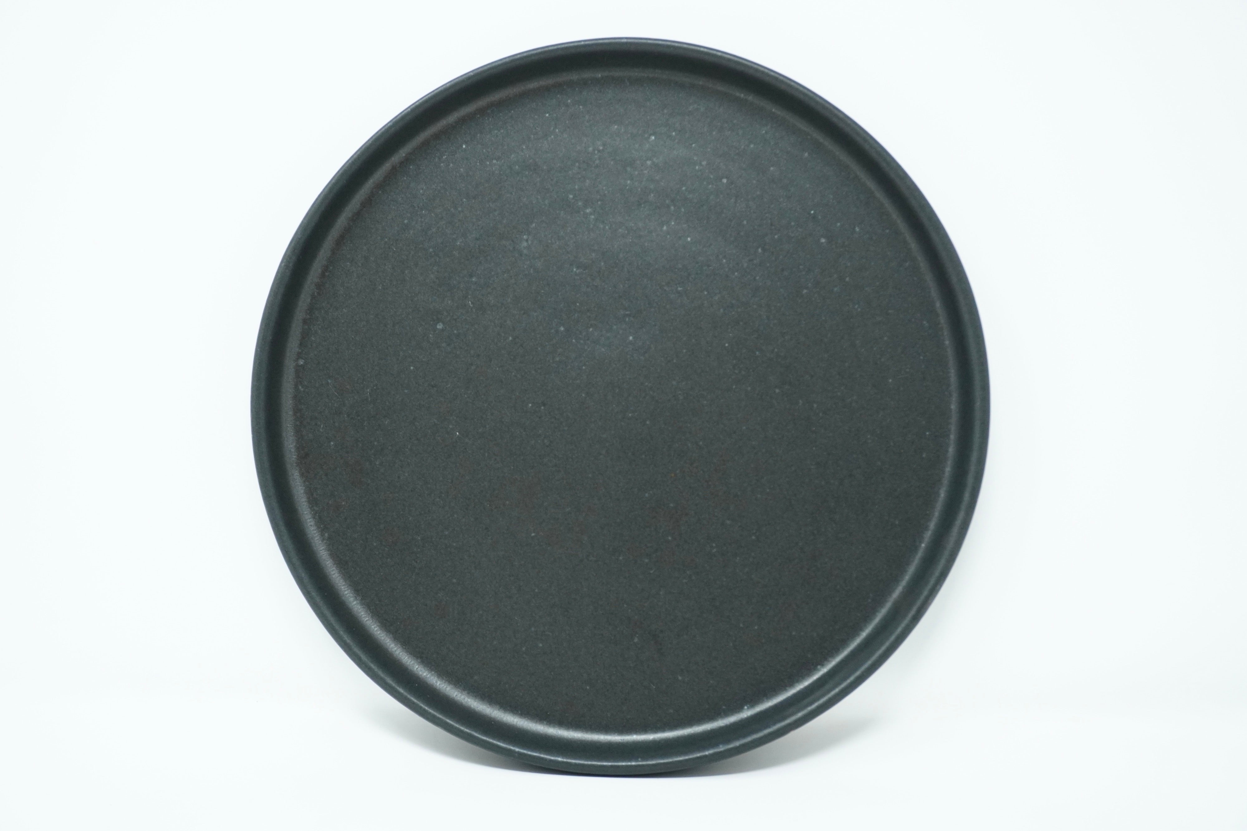 Piedra negra | Plato trinche con pared Ø 26 cm línea rústica
