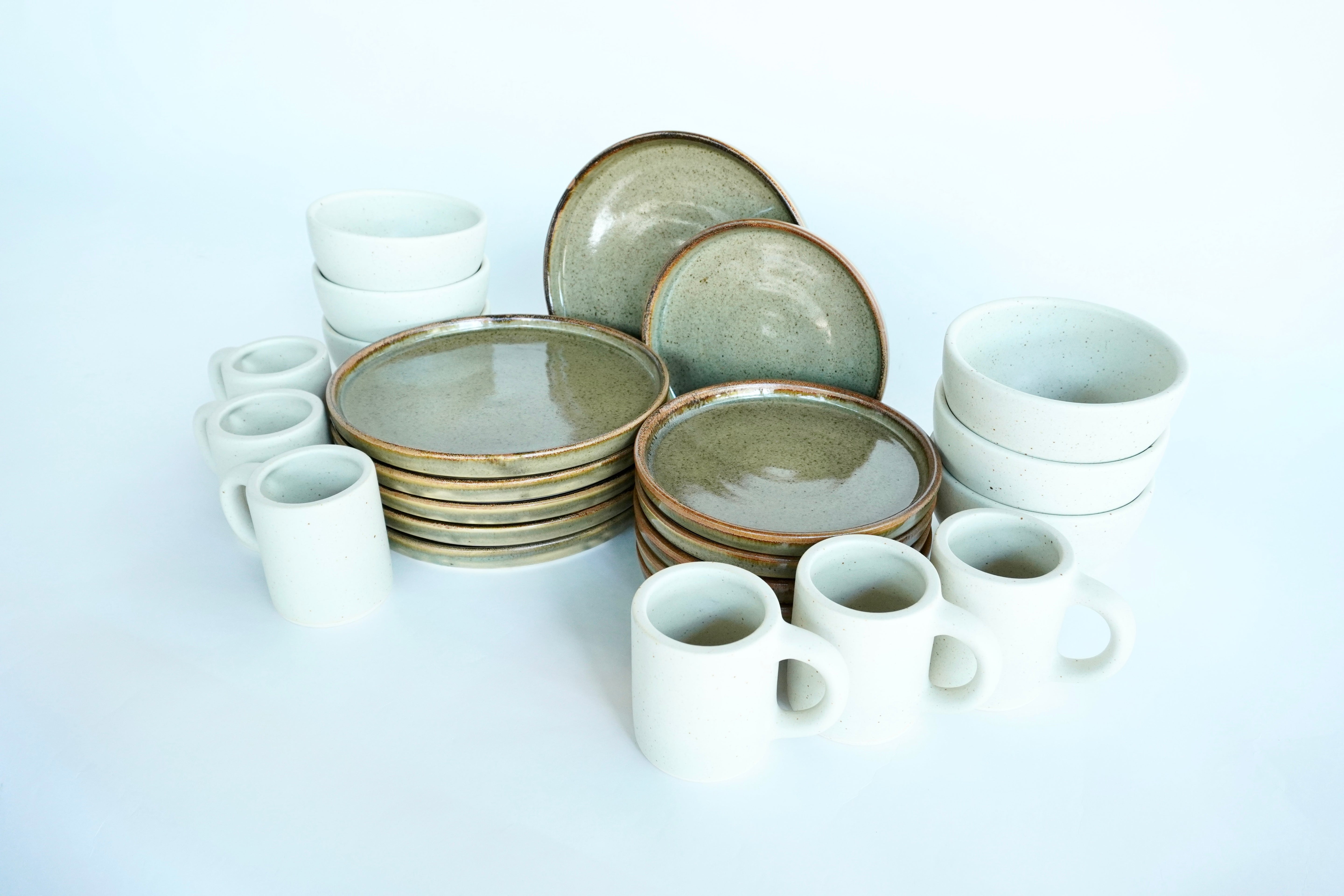 Mixta Caoba & Arena blanca | Set de vajilla línea rústica para 6 personas (con consomeros)