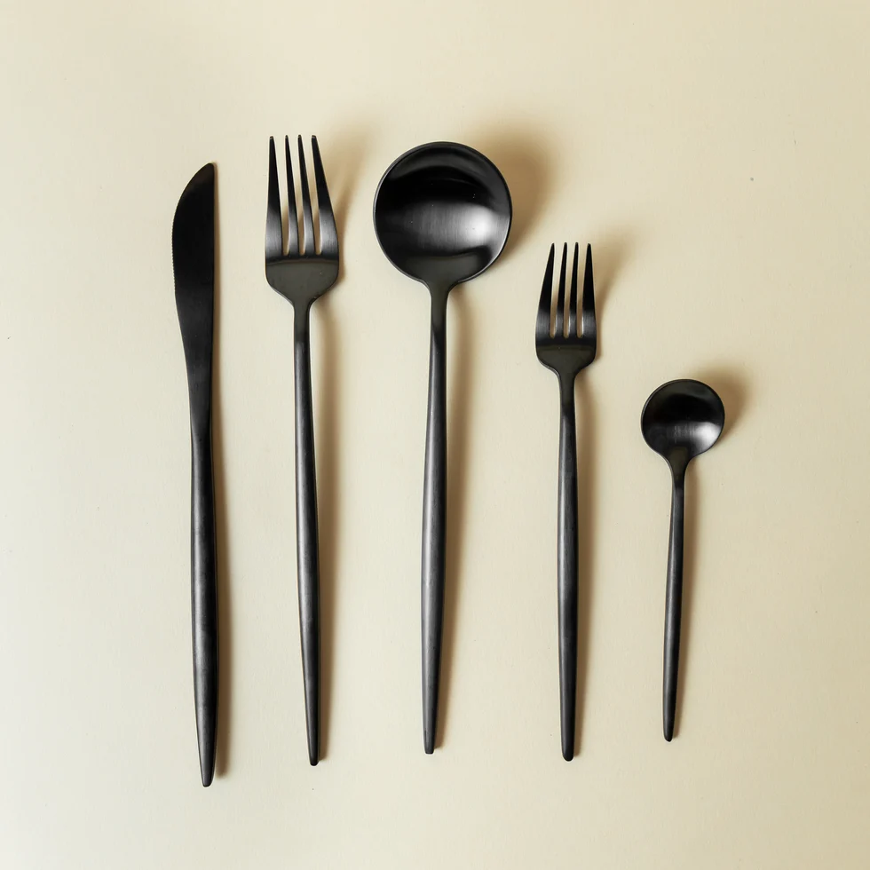 Black matte | Cubiertos skinny 5 piezas por servicio